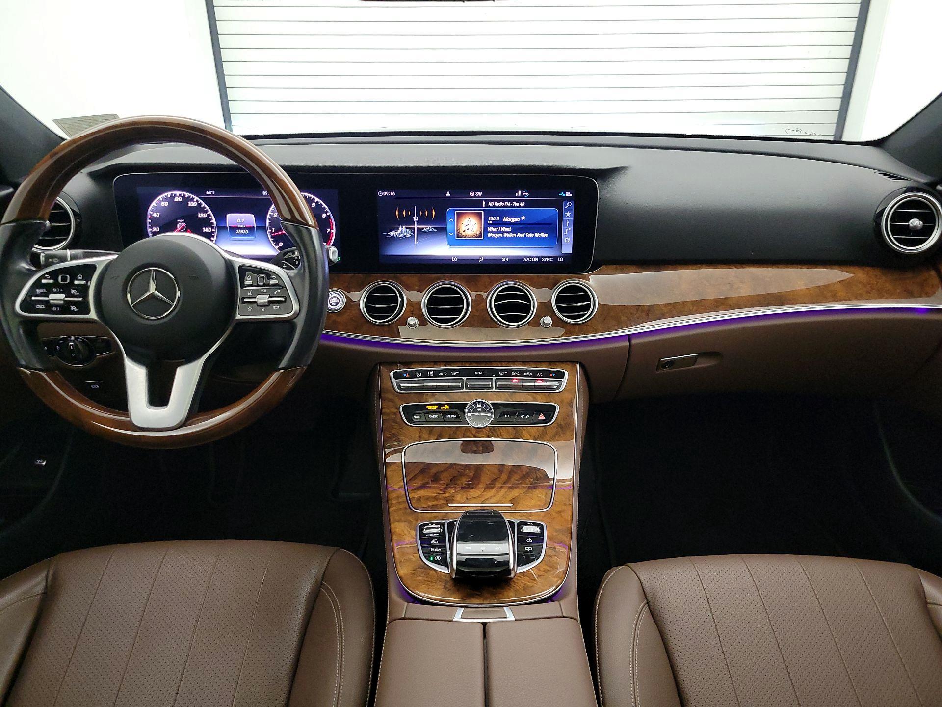 Thumbnail: 2020 Mercedes-Benz E-Class - 9