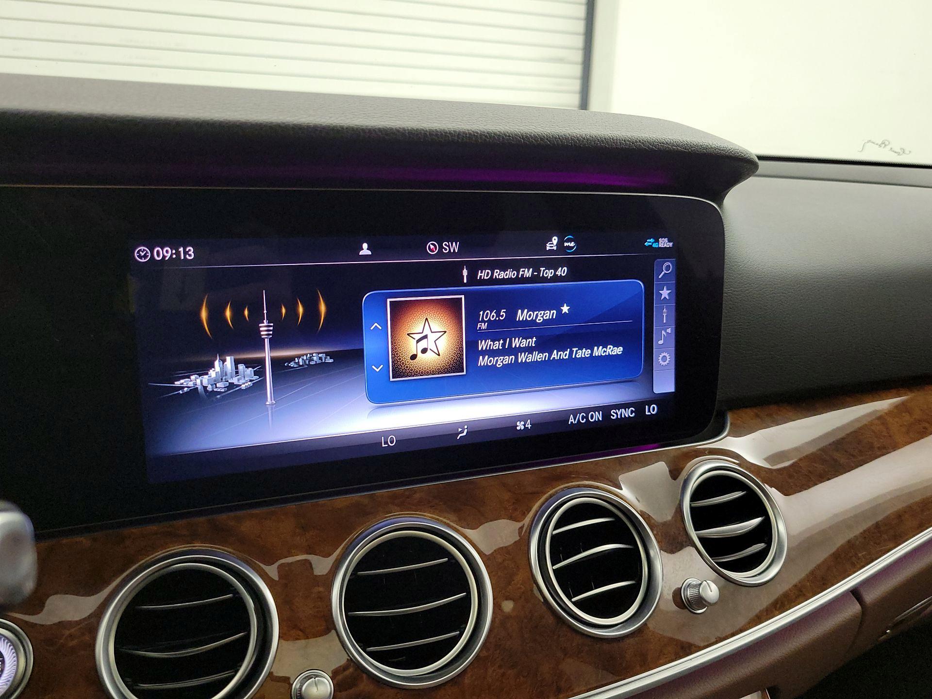 Thumbnail: 2020 Mercedes-Benz E-Class - 16