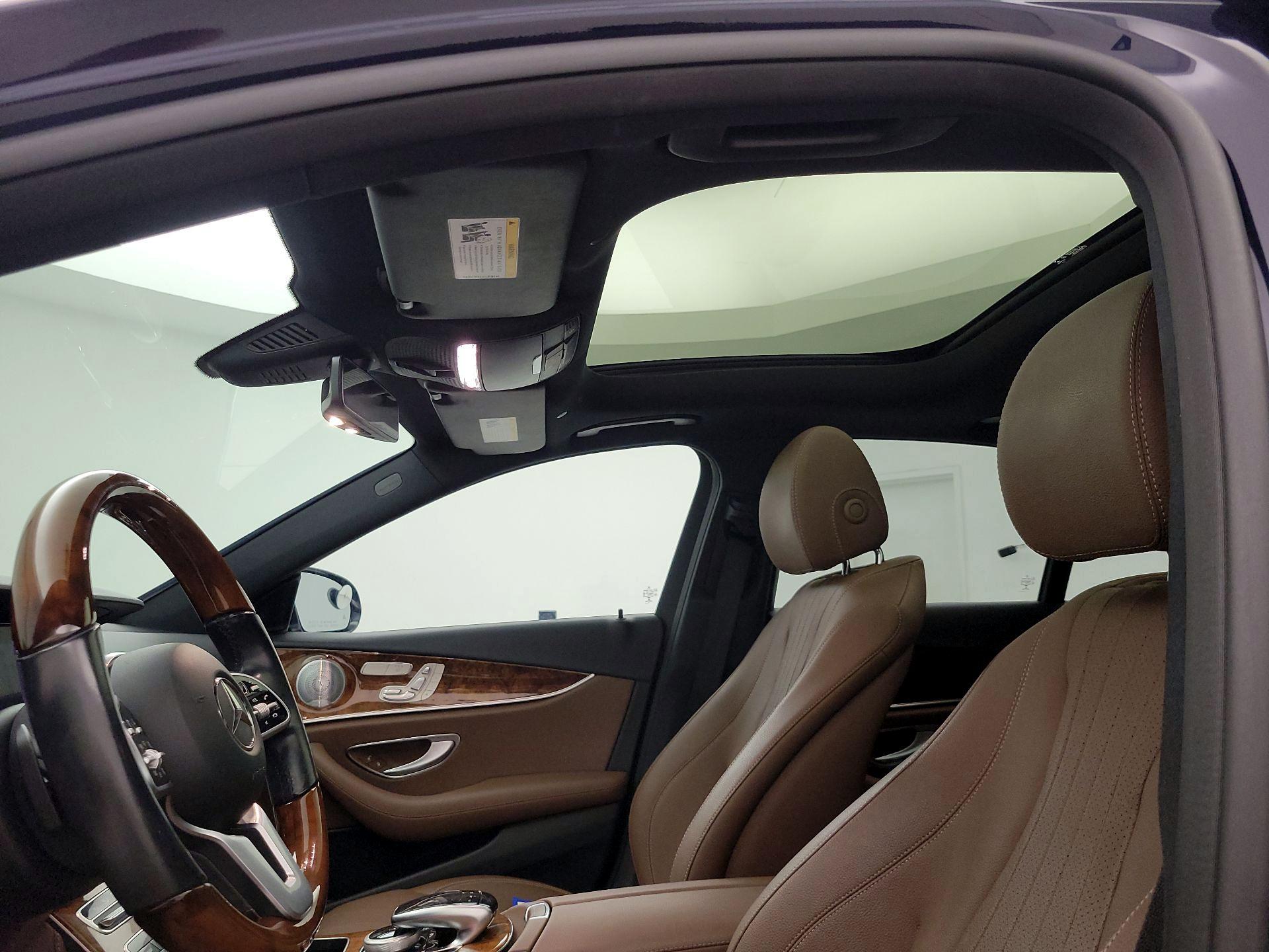Thumbnail: 2020 Mercedes-Benz E-Class - 20