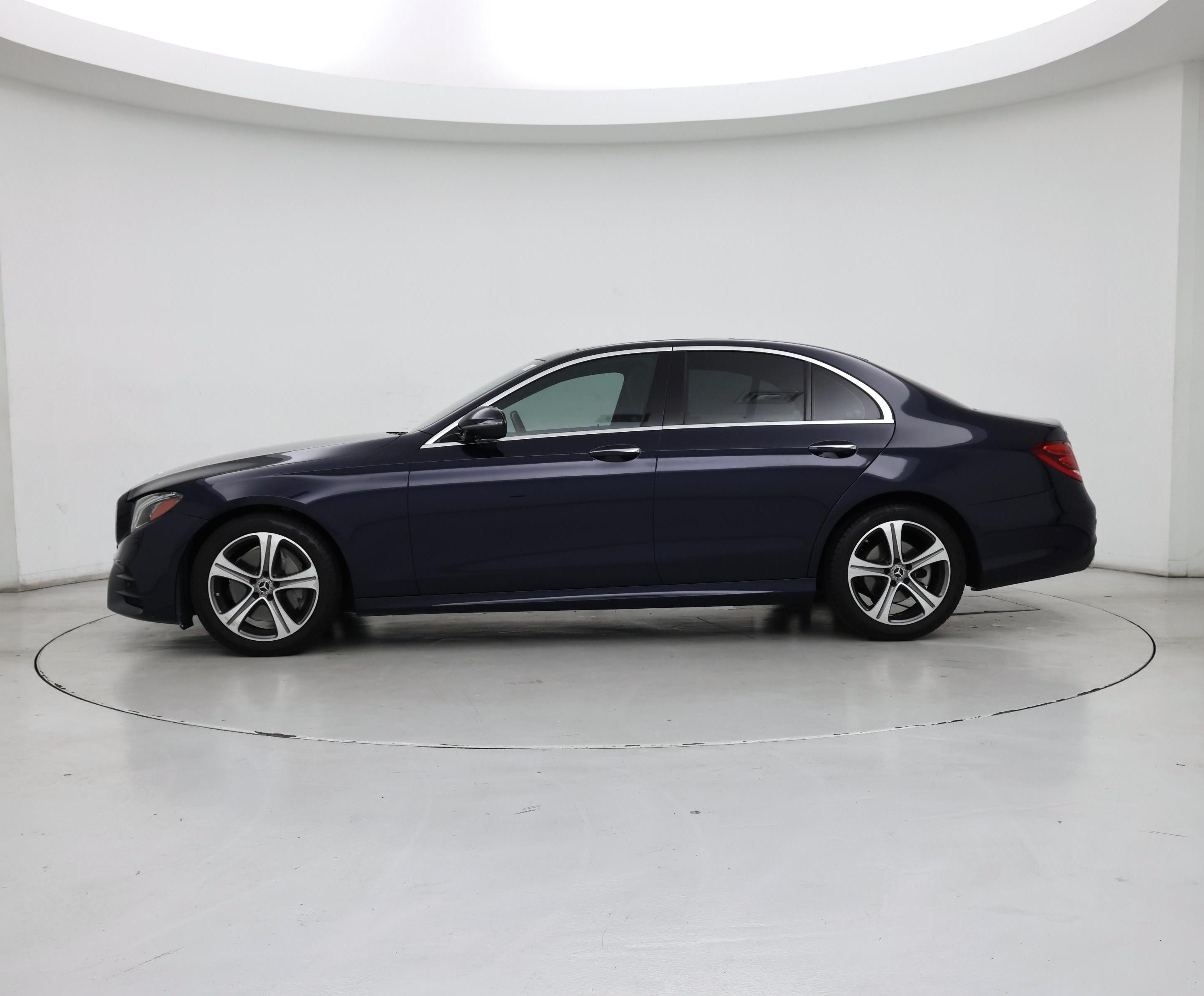 Thumbnail: 2020 Mercedes-Benz E-Class - 3