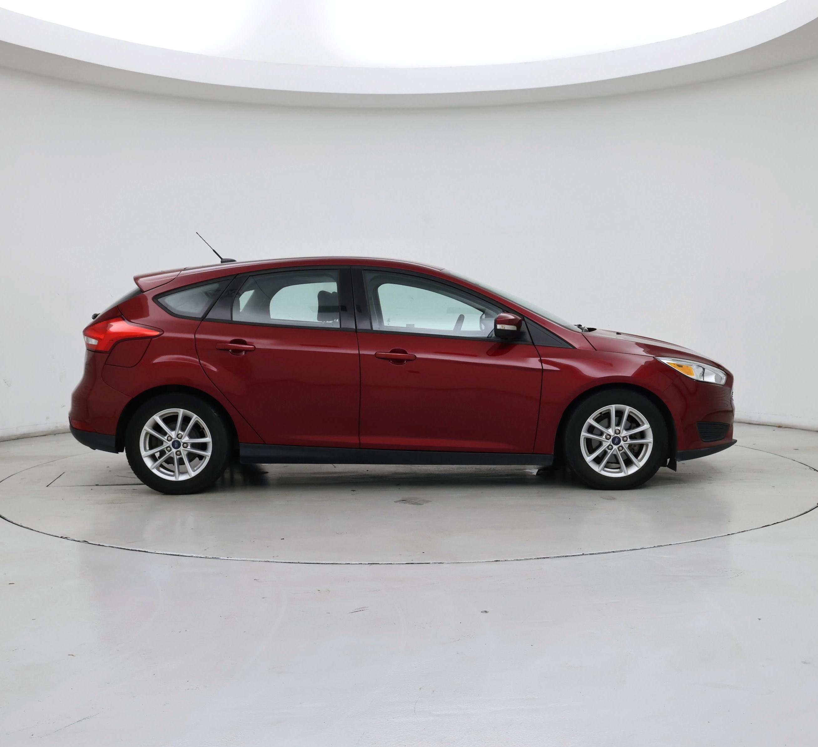 Thumbnail: 2015 Ford Focus - 7