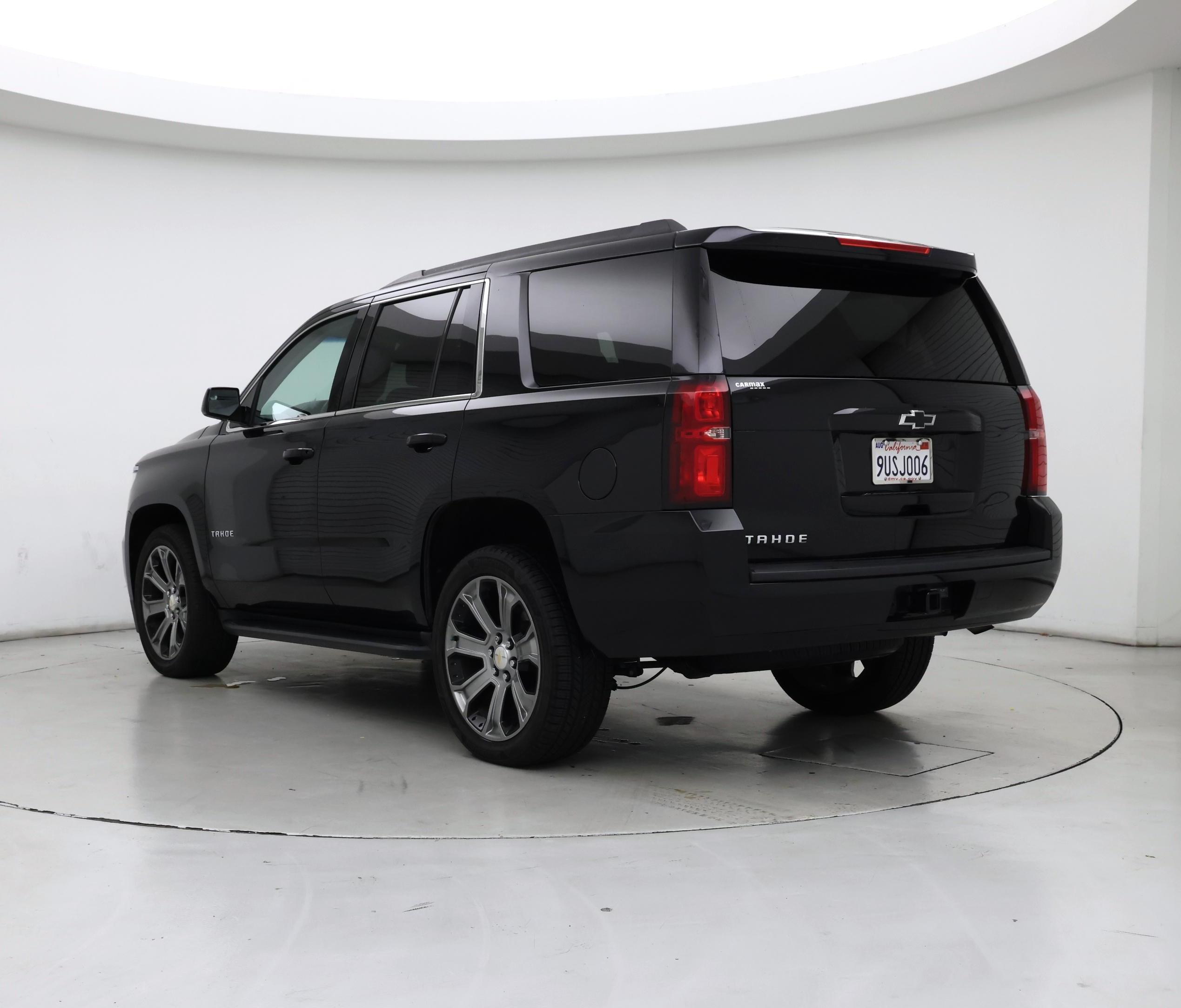 Thumbnail: 2019 Chevrolet Tahoe - 2