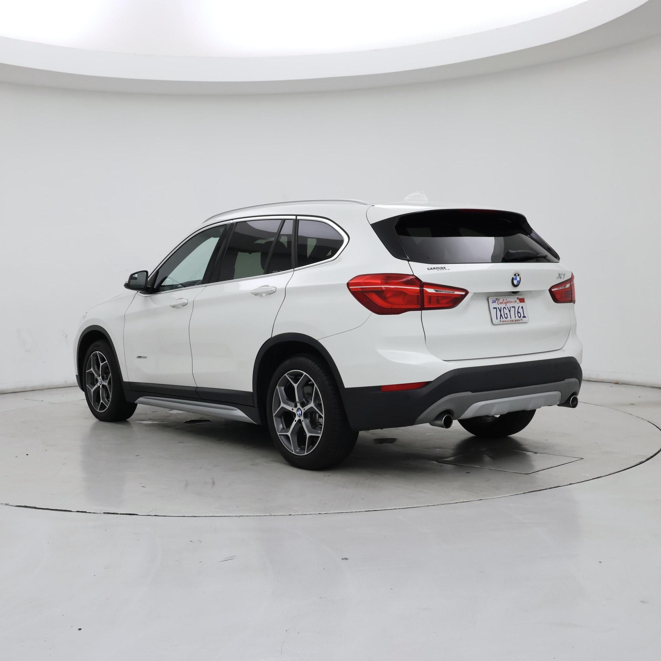 Thumbnail: 2017 BMW X1 - 2