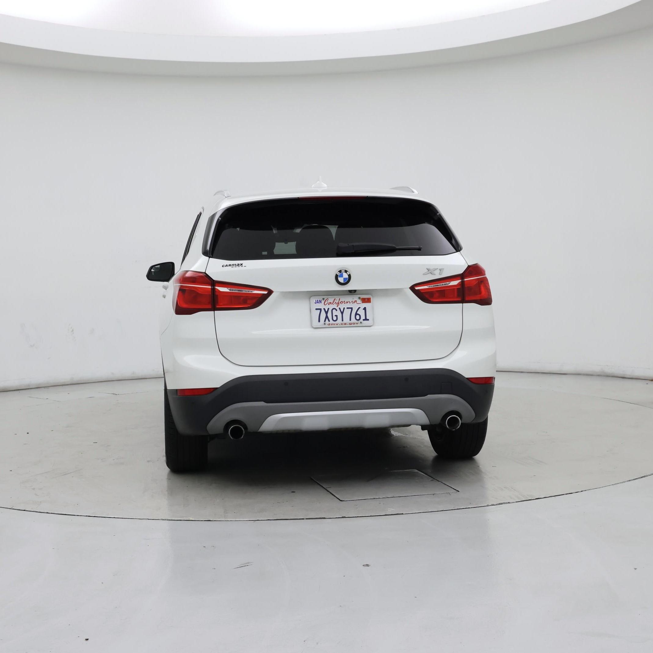 Thumbnail: 2017 BMW X1 - 6