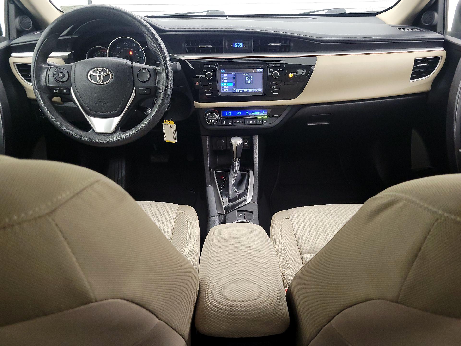 Thumbnail: 2015 Toyota Corolla - 9