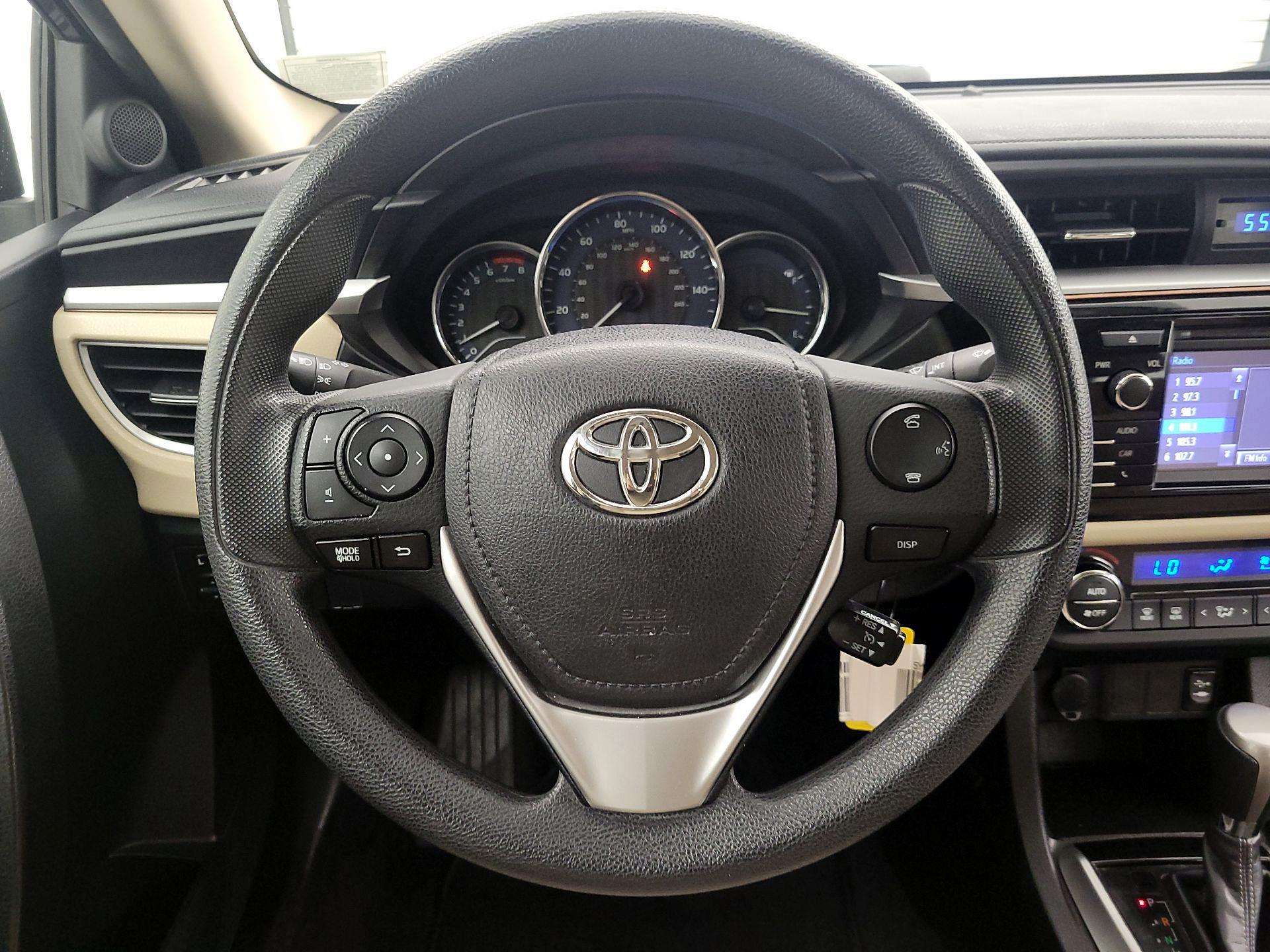 Thumbnail: 2015 Toyota Corolla - 10