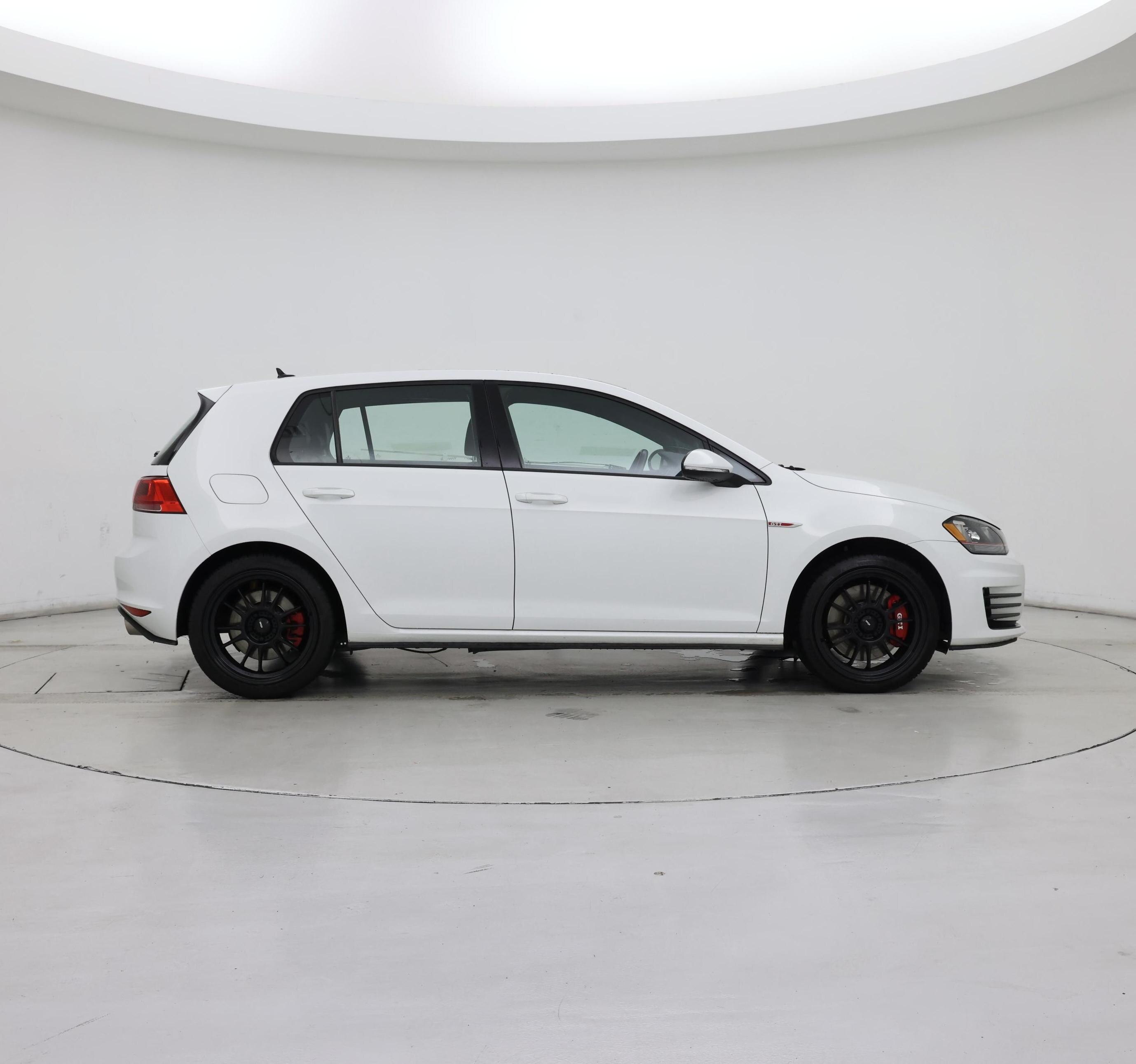 Thumbnail: 2016 Volkswagen Golf - 7