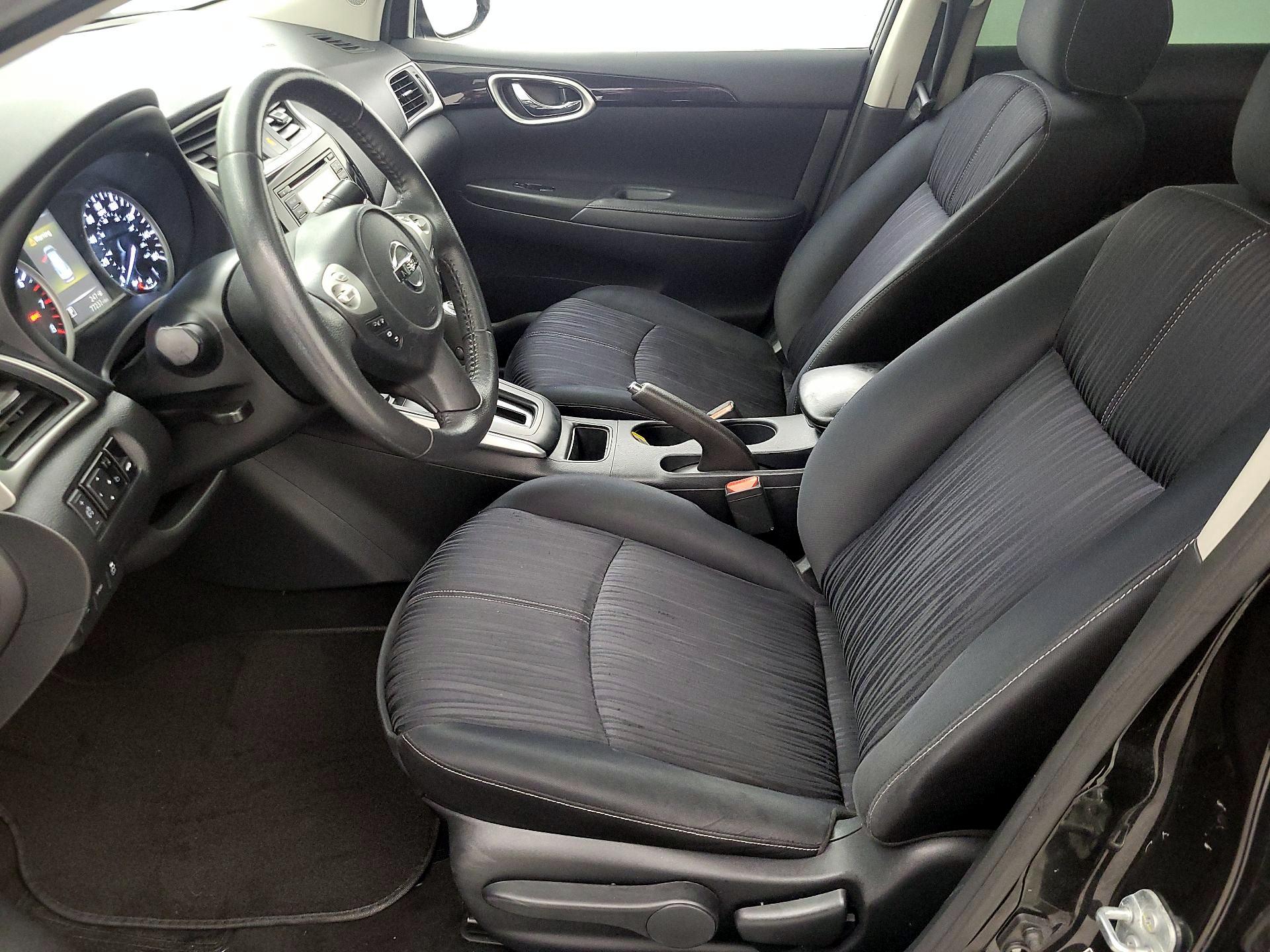 Thumbnail: 2017 Nissan Sentra - 11