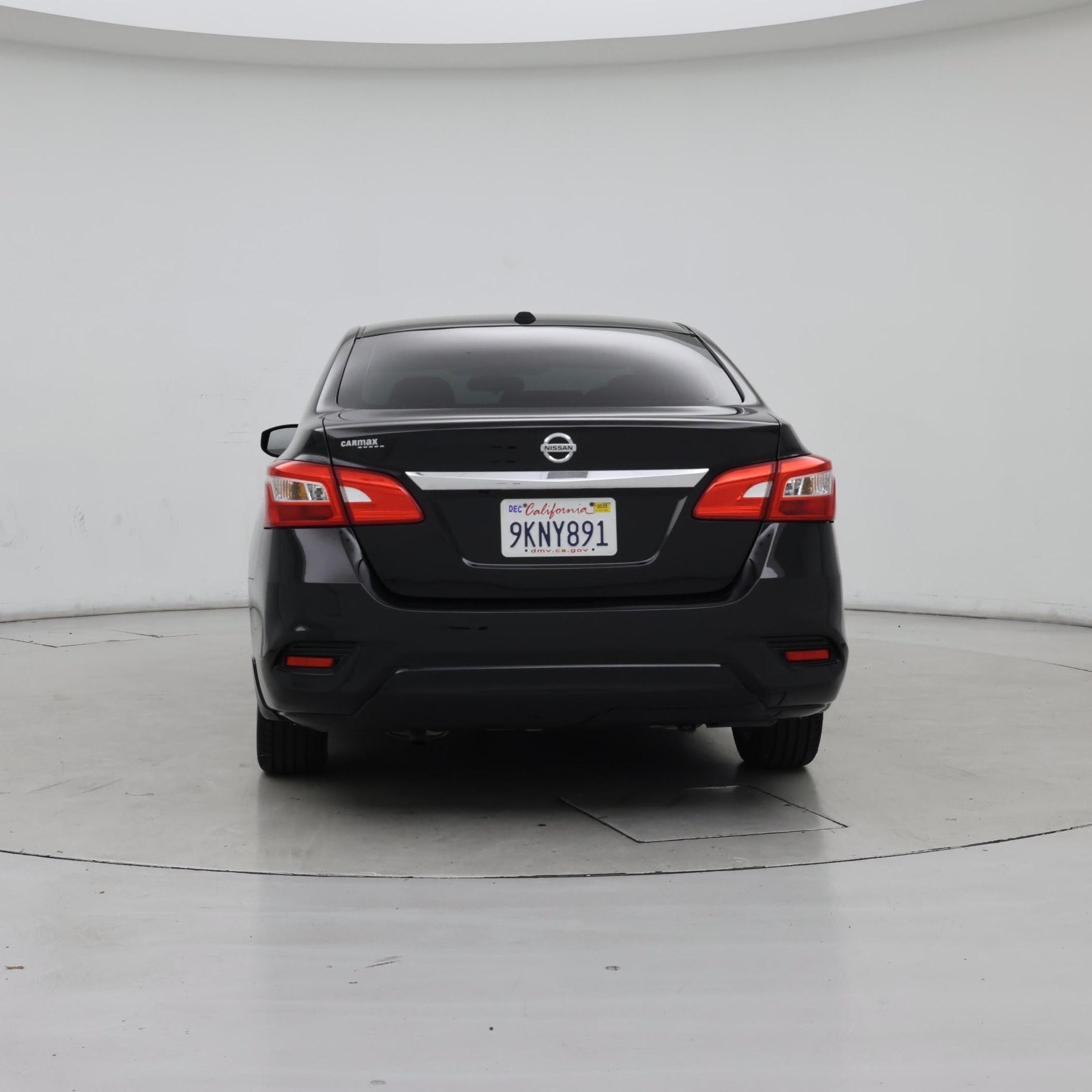 Thumbnail: 2017 Nissan Sentra - 6