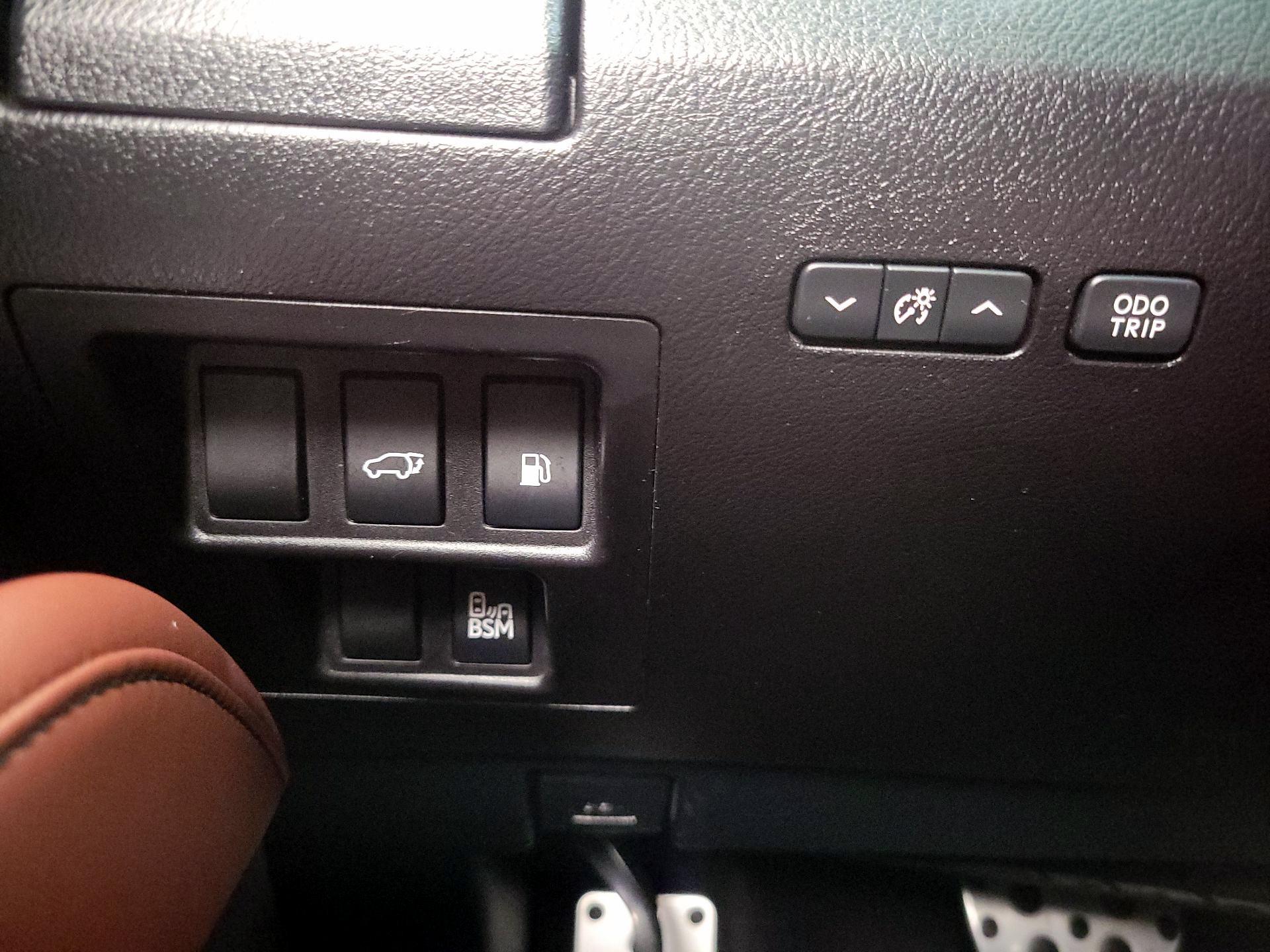 Thumbnail: 2015 Lexus RX - 13