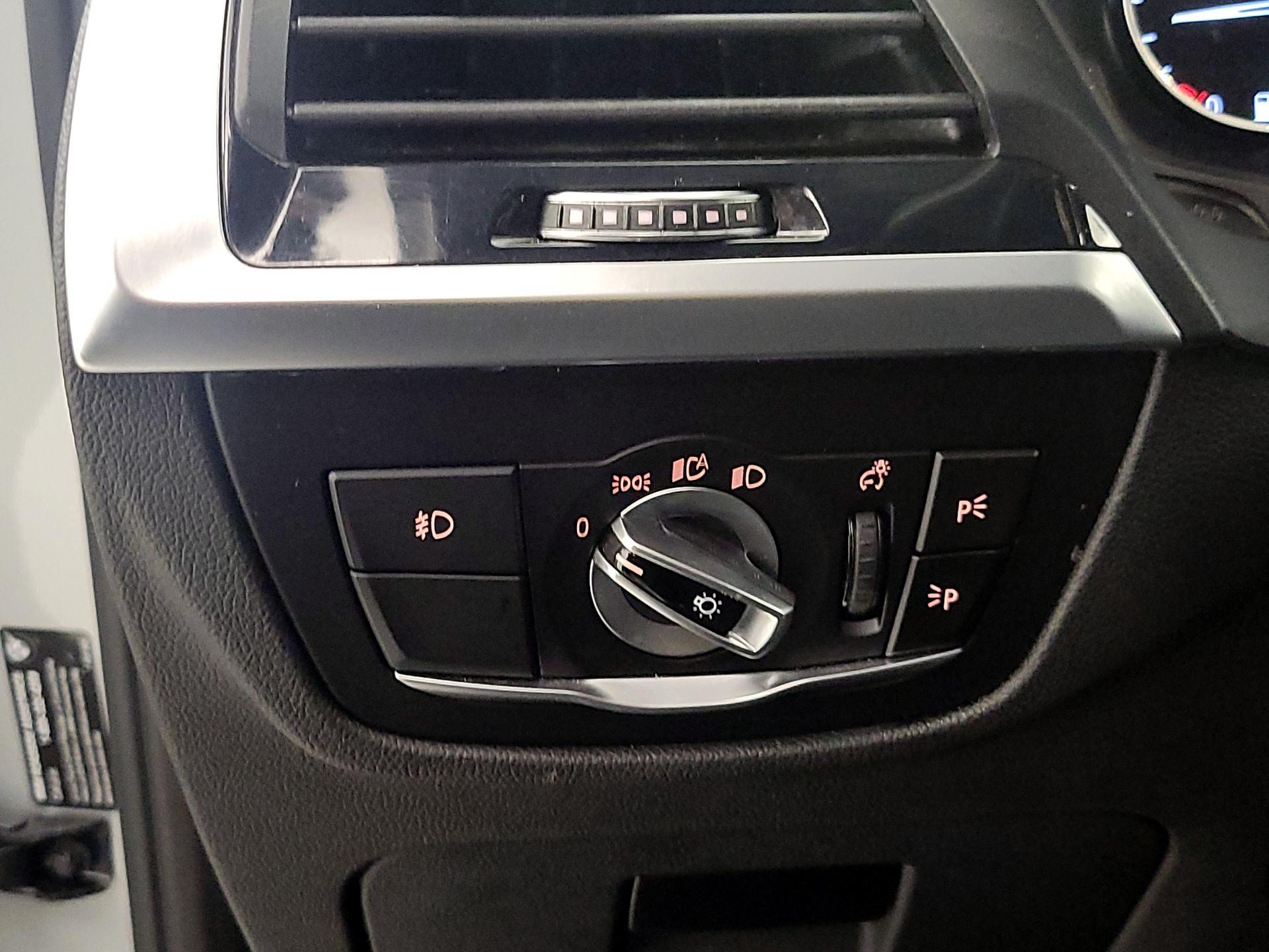 Thumbnail: 2020 BMW X3 - 13