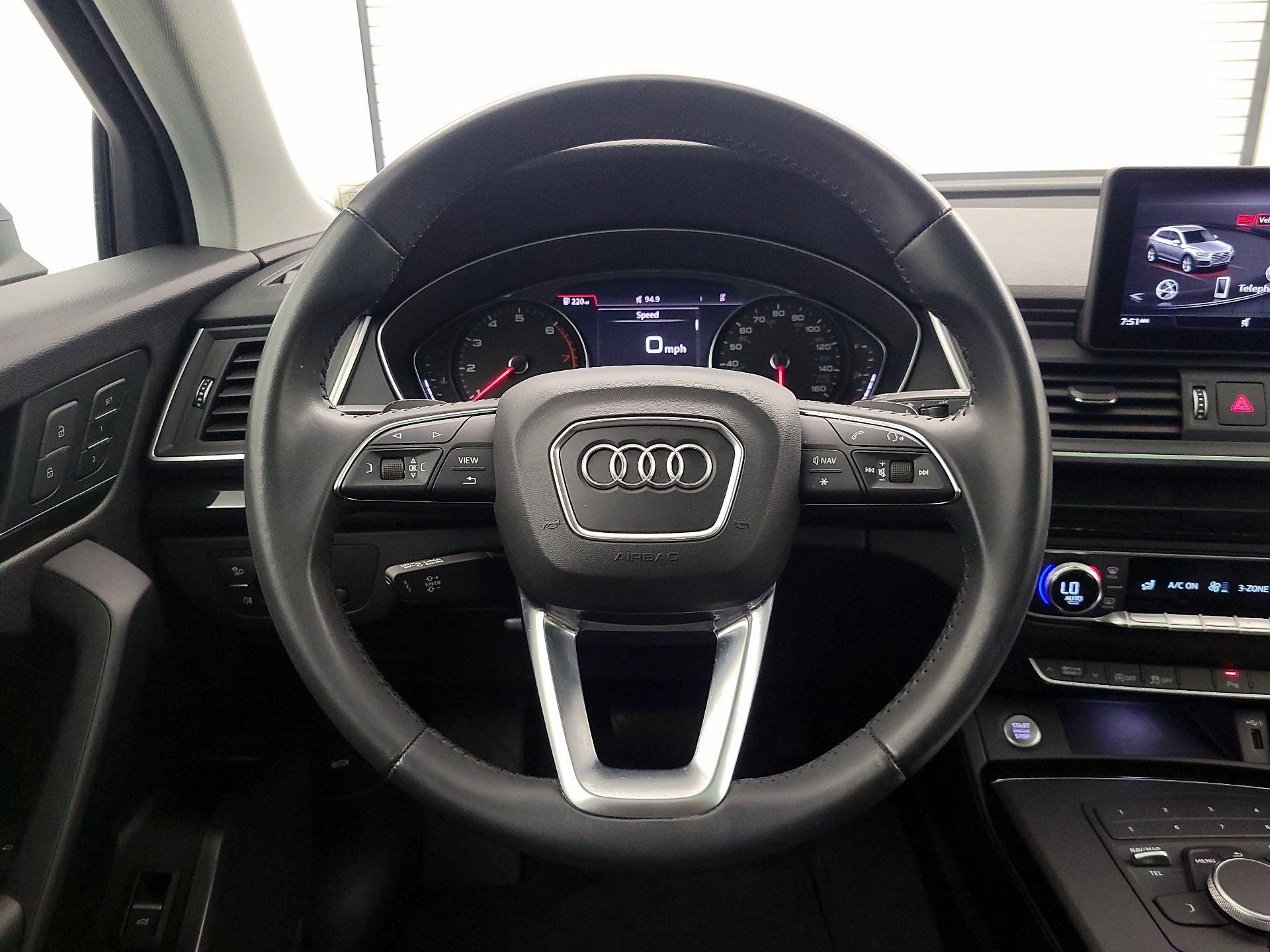 Thumbnail: 2020 Audi Q5 - 10