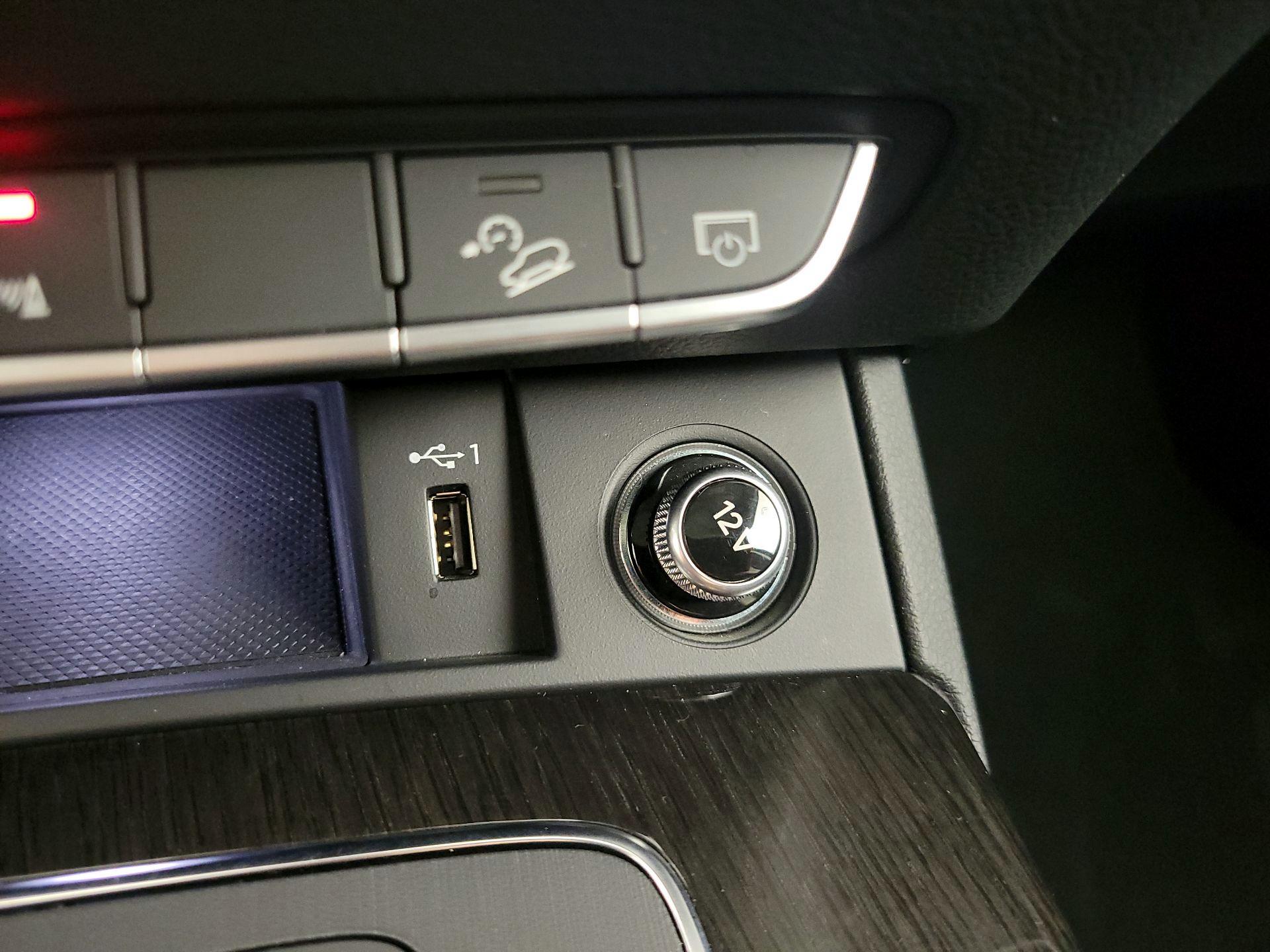 Thumbnail: 2020 Audi Q5 - 18