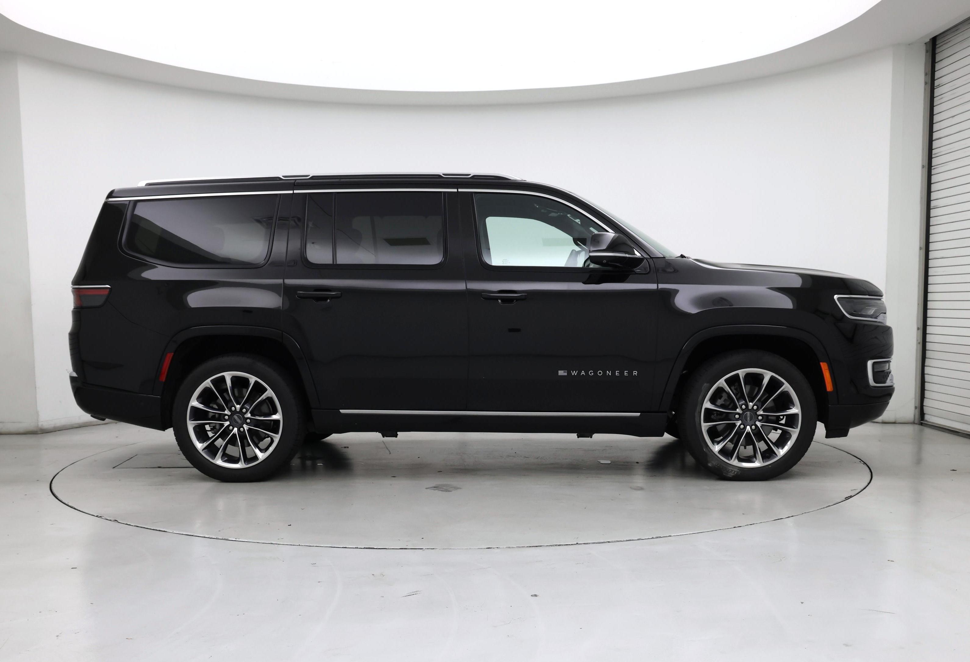 Thumbnail: 2023 Jeep Wagoneer - 7