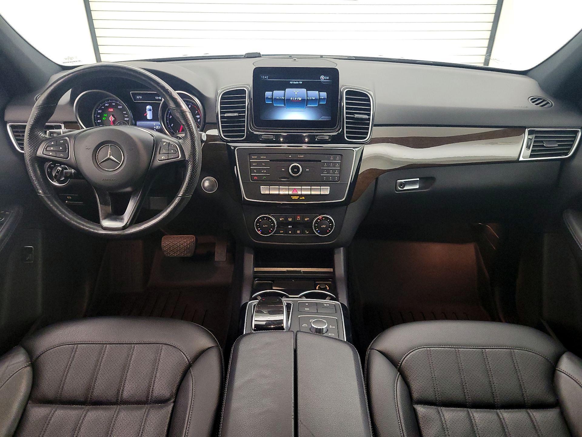 Thumbnail: 2018 Mercedes-Benz GLE - 9