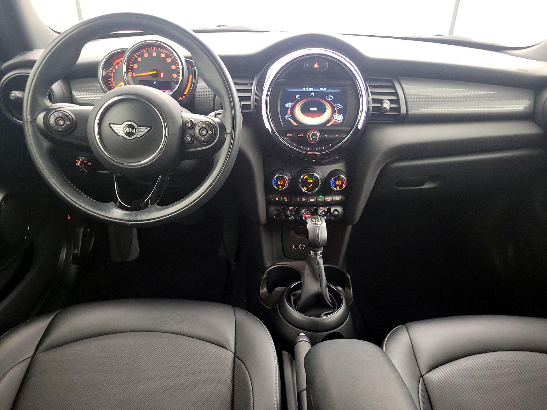 Thumbnail: 2018 MINI Cooper Hardtop - 9