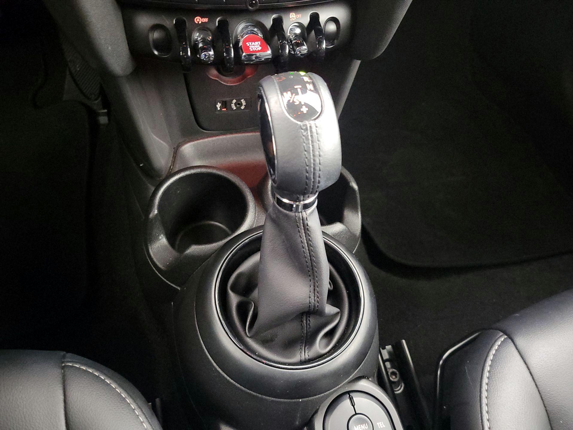 Thumbnail: 2018 MINI Cooper Hardtop - 17