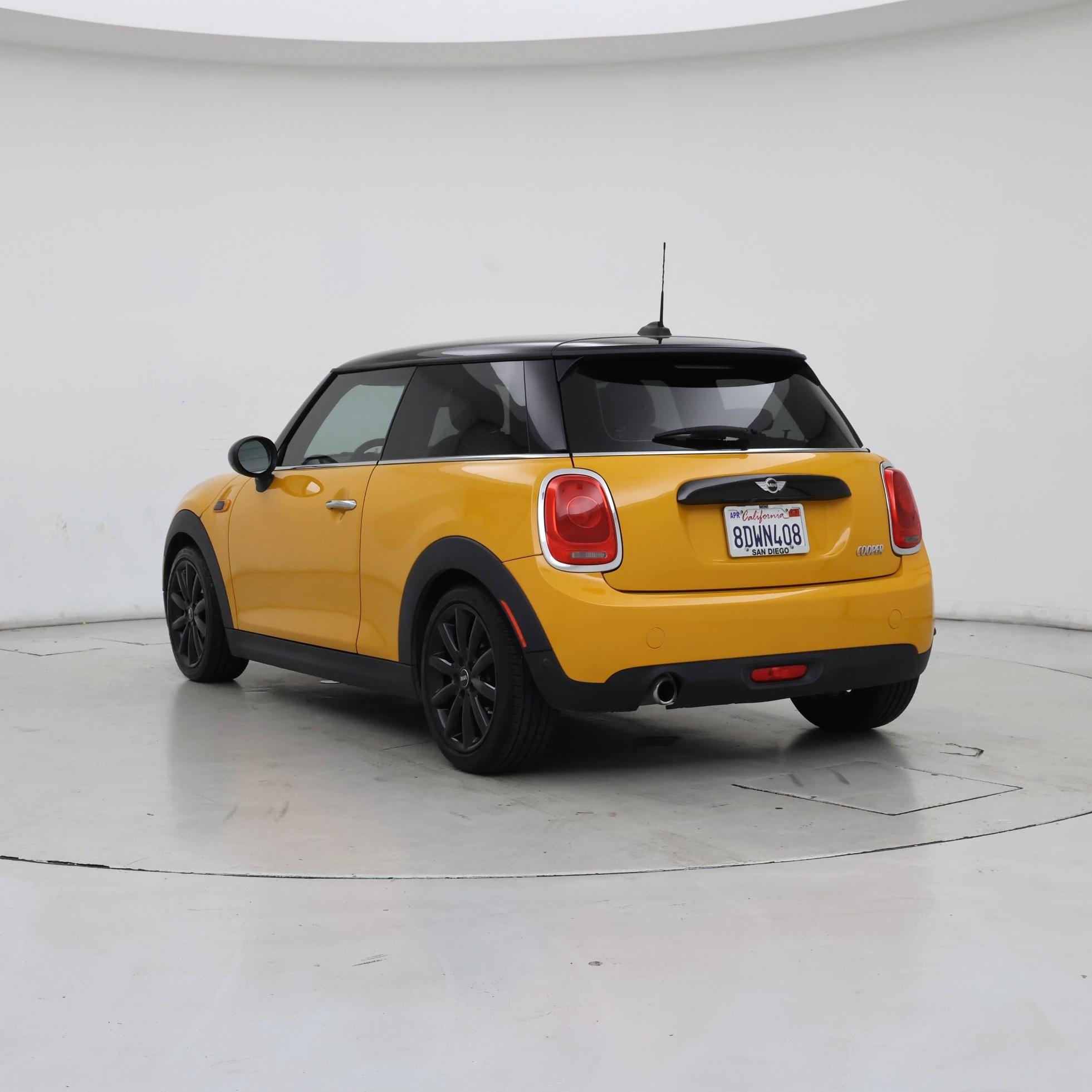 Thumbnail: 2018 MINI Cooper Hardtop - 2
