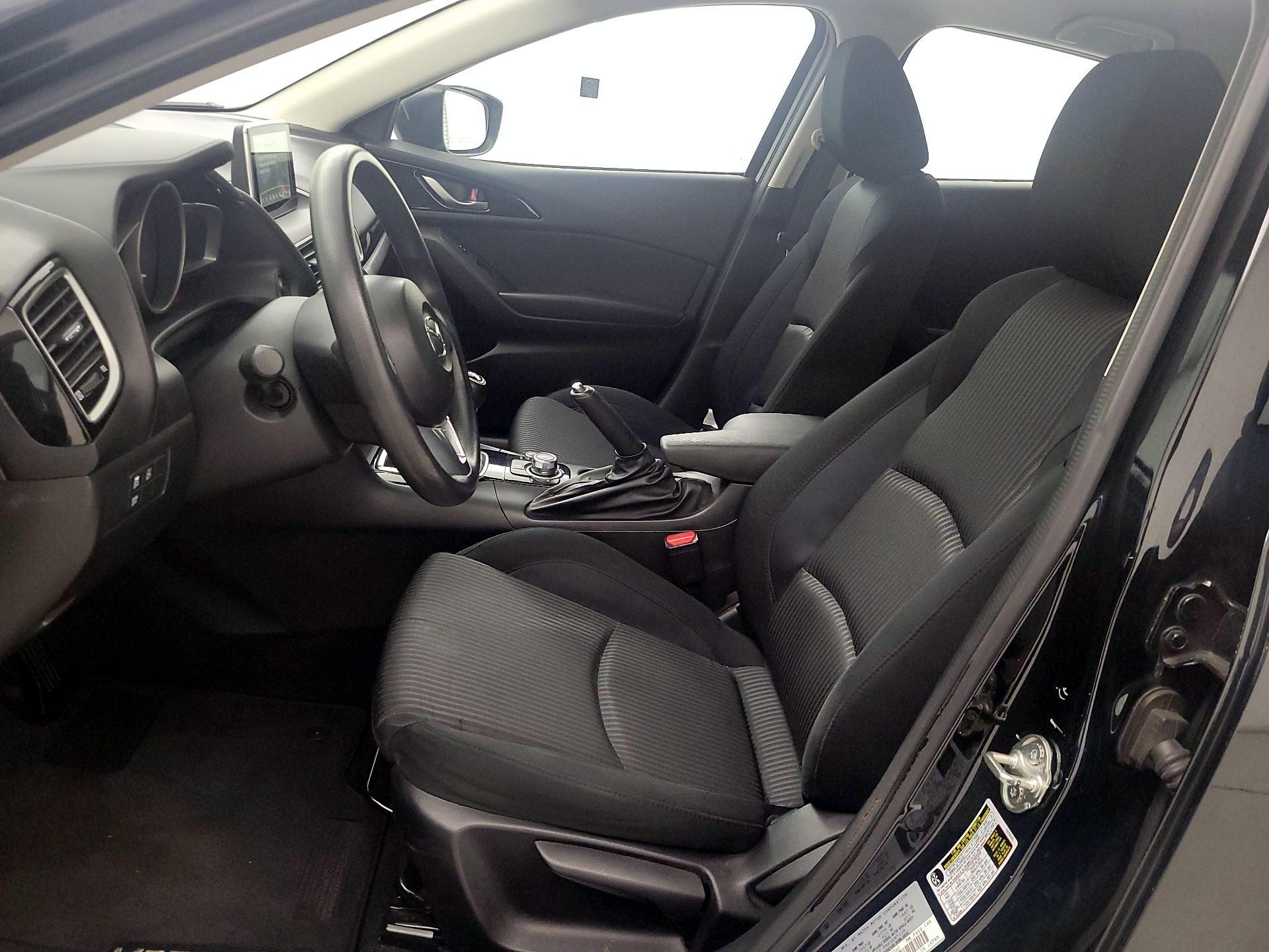 Thumbnail: 2016 Mazda Mazda3 - 11