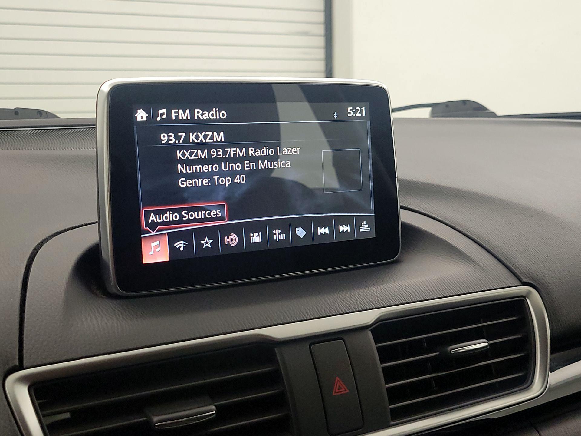 Thumbnail: 2016 Mazda Mazda3 - 15