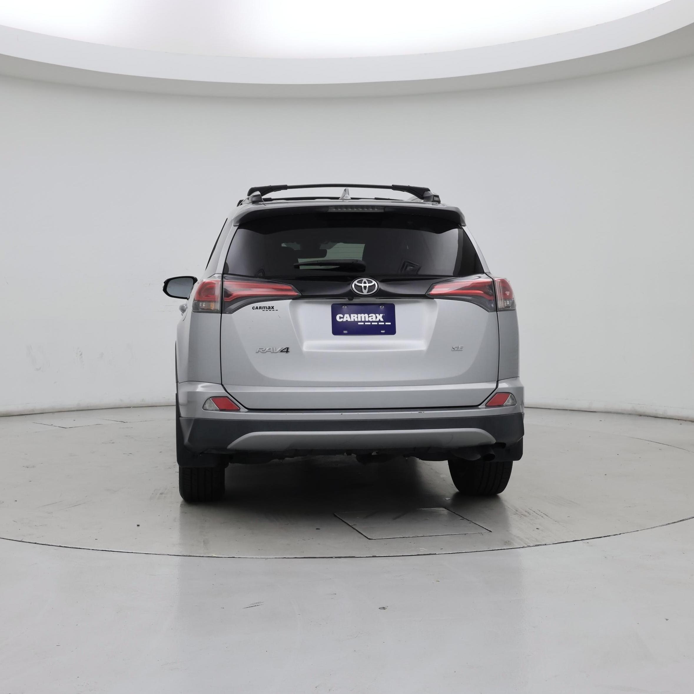 Thumbnail: 2018 Toyota RAV4 - 6