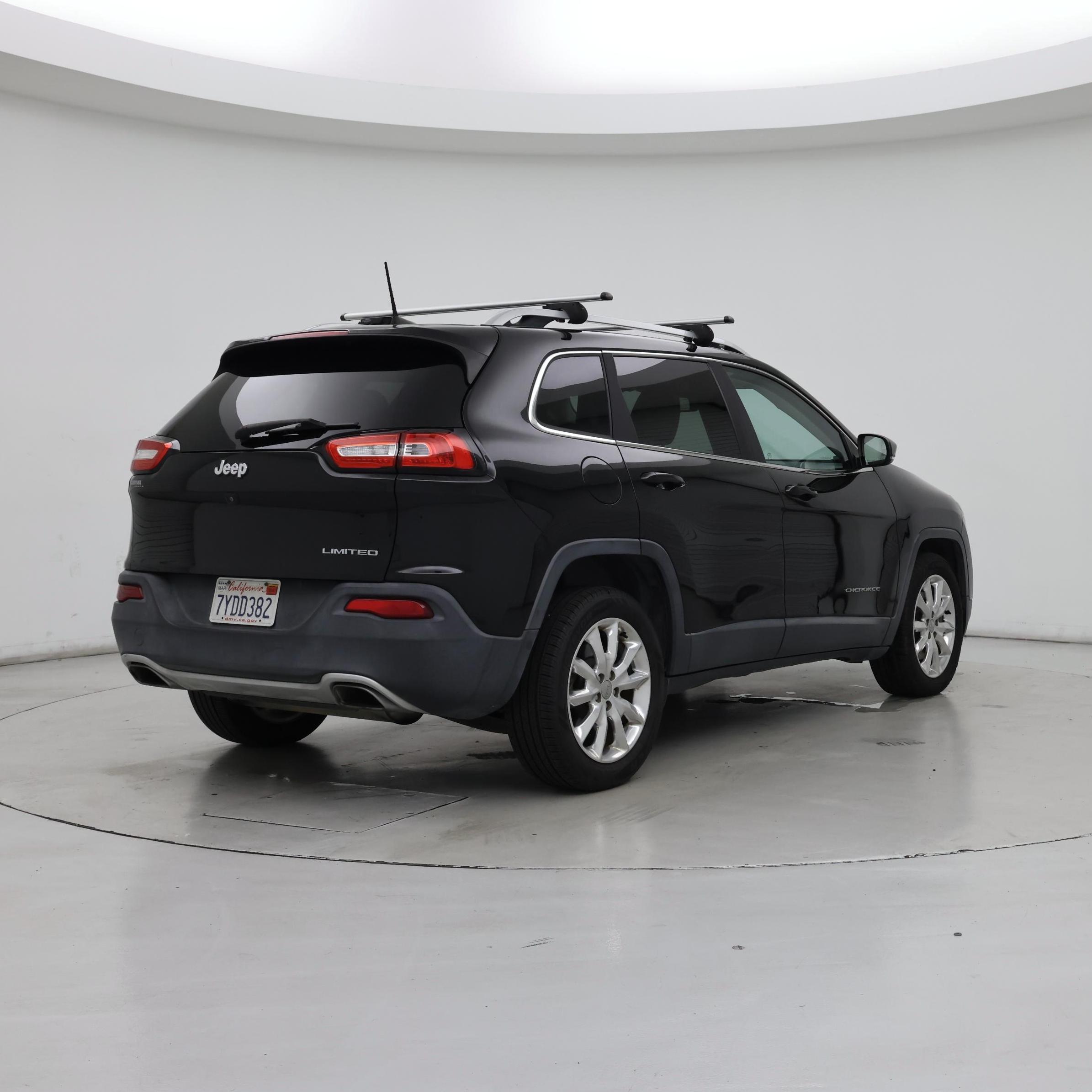 Thumbnail: 2017 Jeep Cherokee - 8