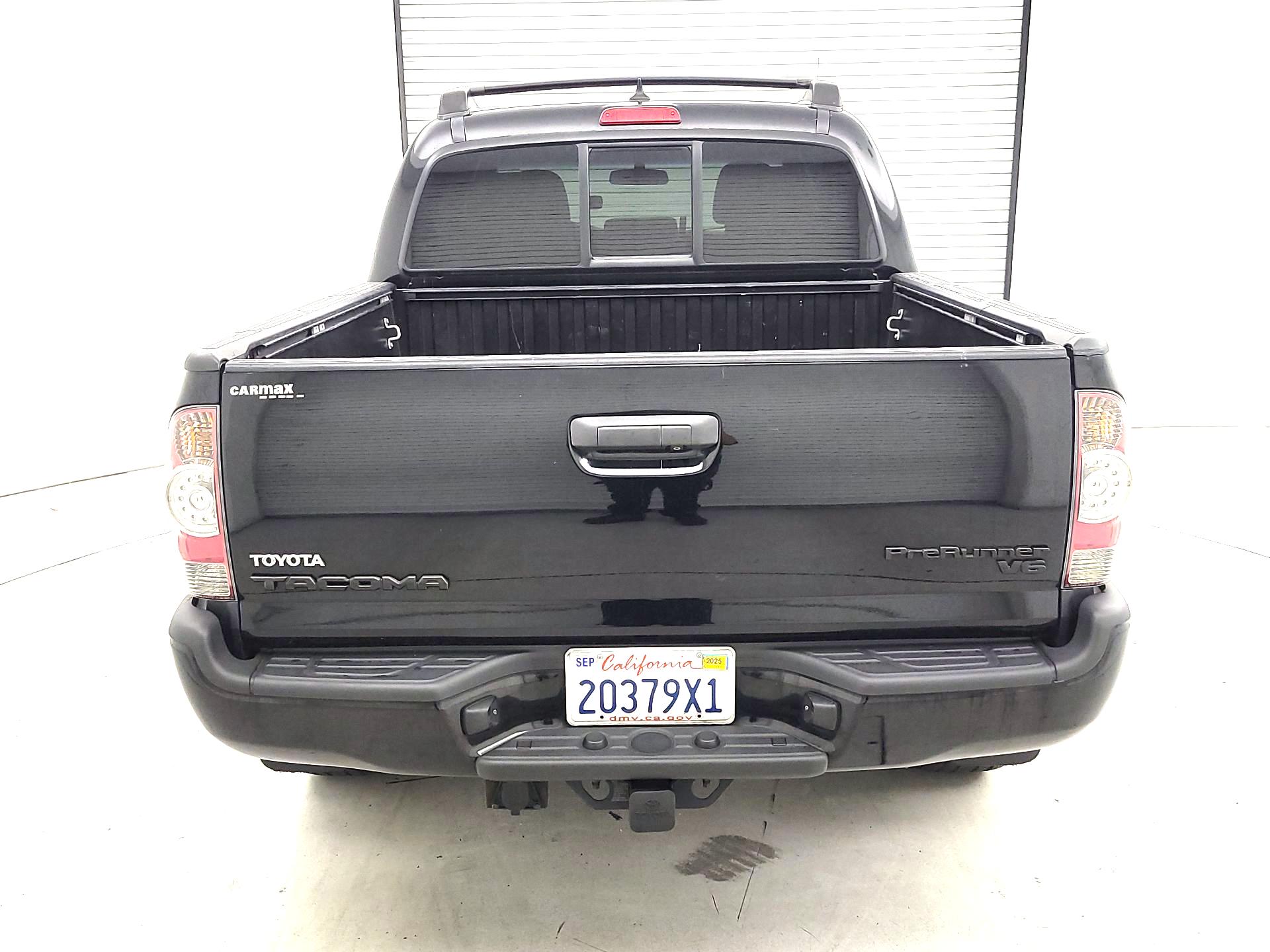 Thumbnail: 2015 Toyota Tacoma - 6