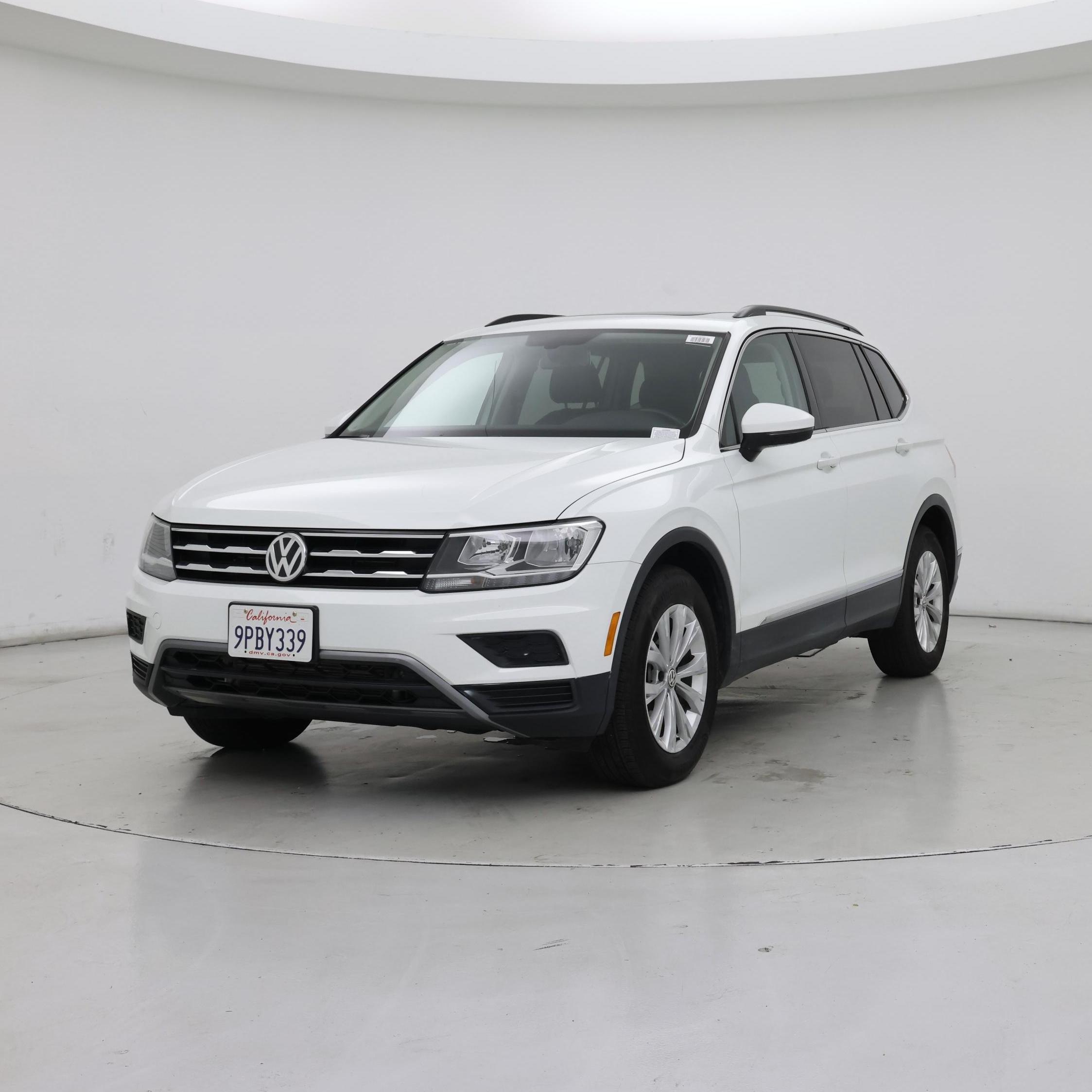 Thumbnail: 2018 Volkswagen Tiguan - 4
