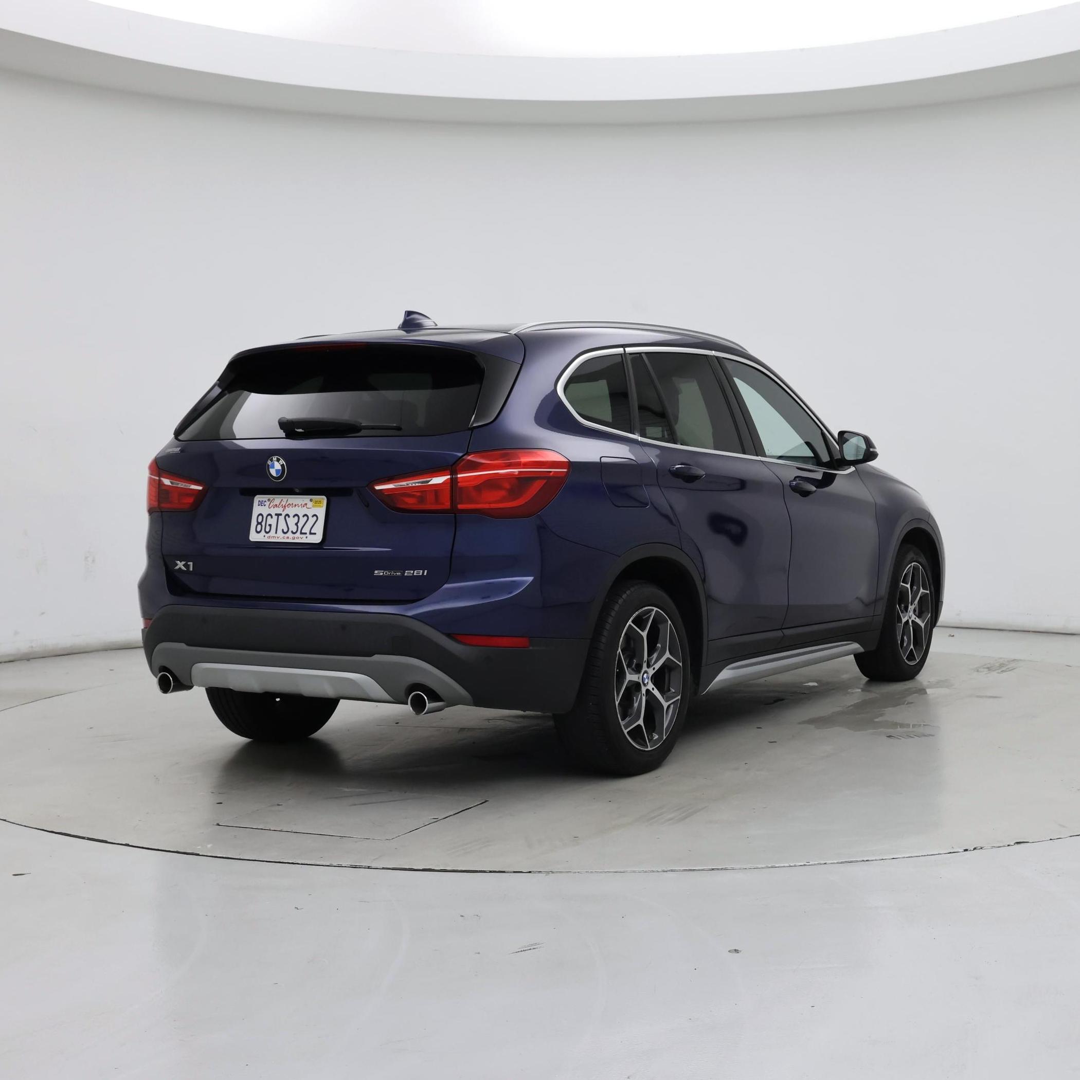 Thumbnail: 2018 BMW X1 - 8