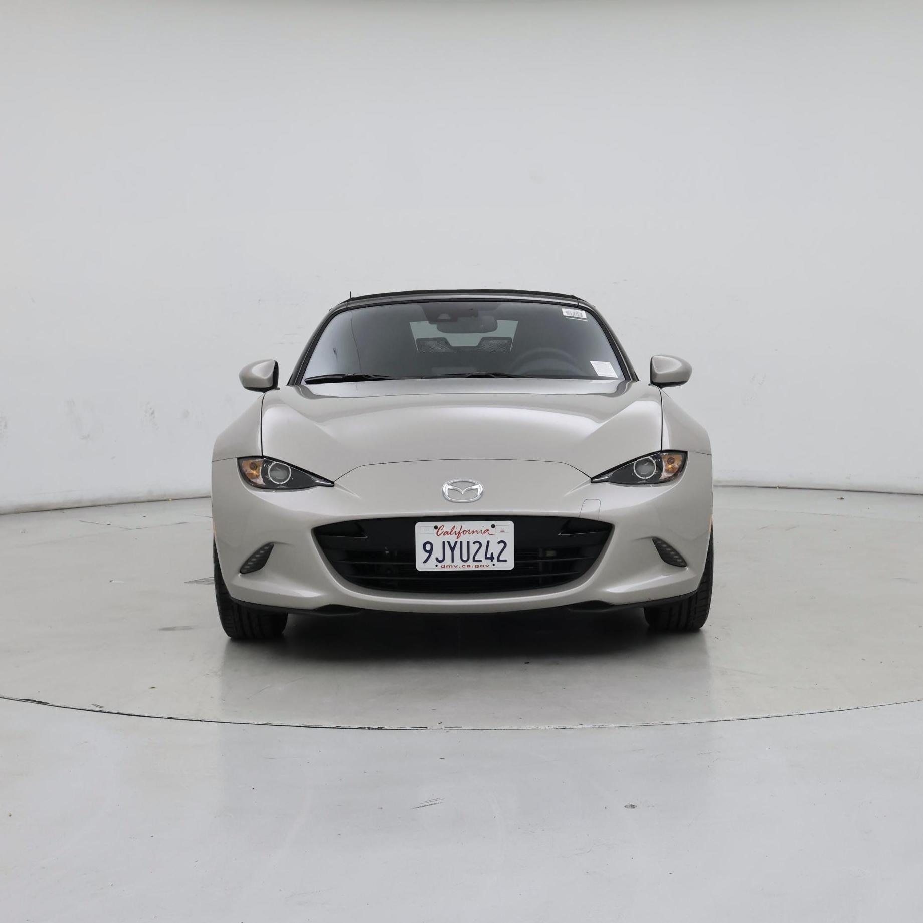 Thumbnail: 2023 Mazda MX-5 Miata - 5