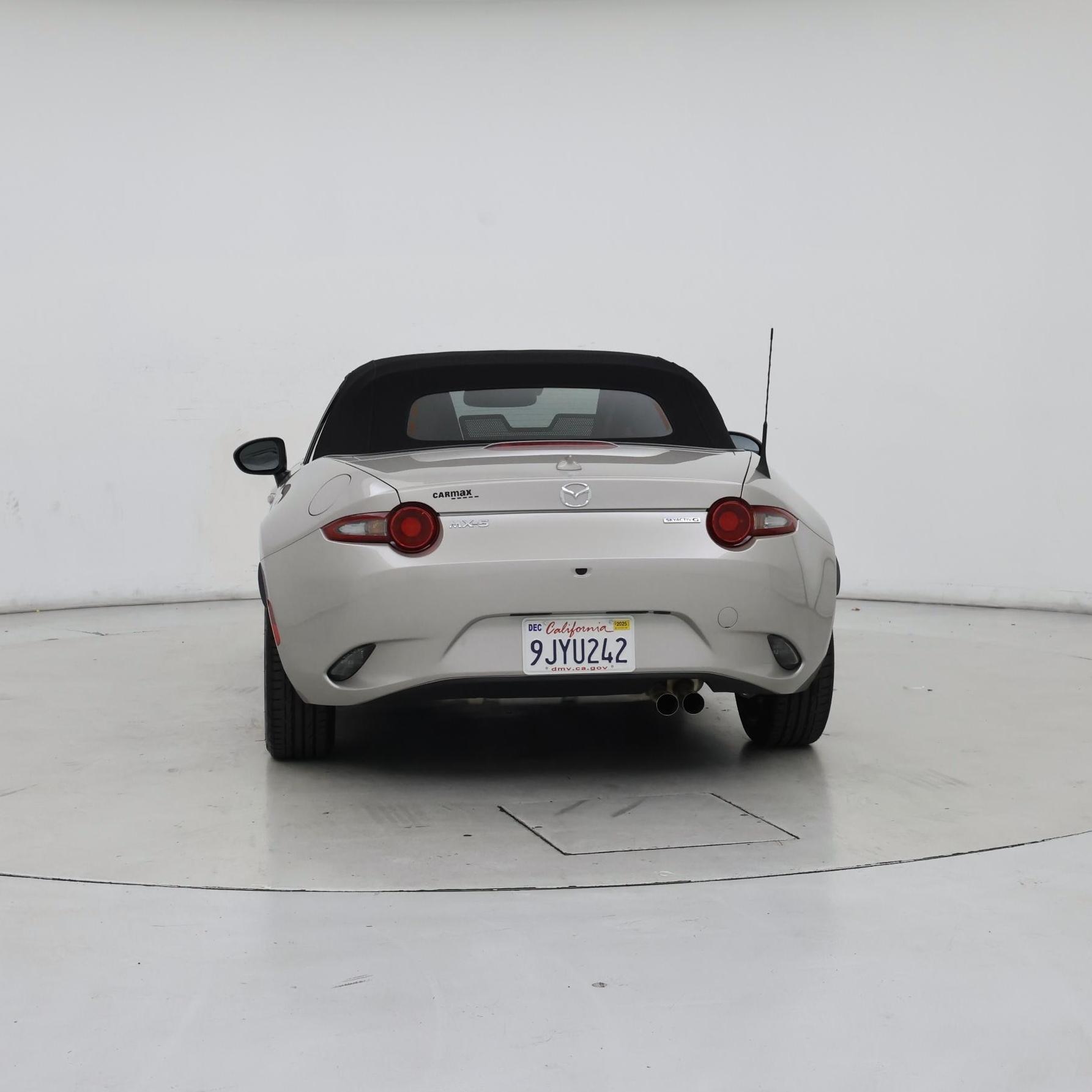 Thumbnail: 2023 Mazda MX-5 Miata - 6