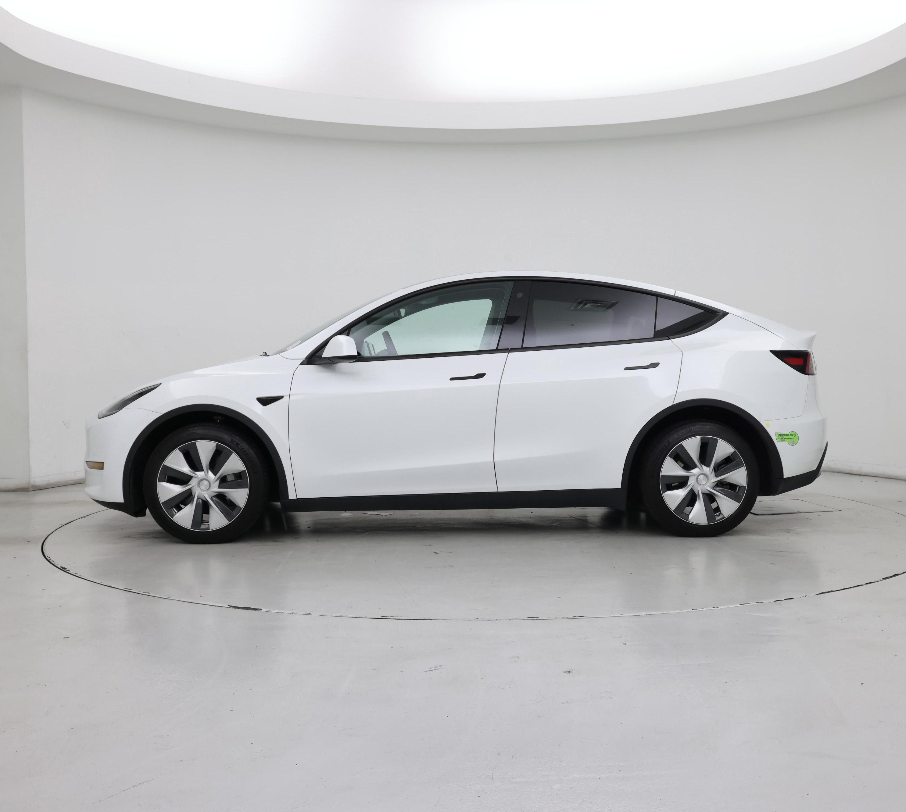 Thumbnail: 2023 Tesla Model Y - 3