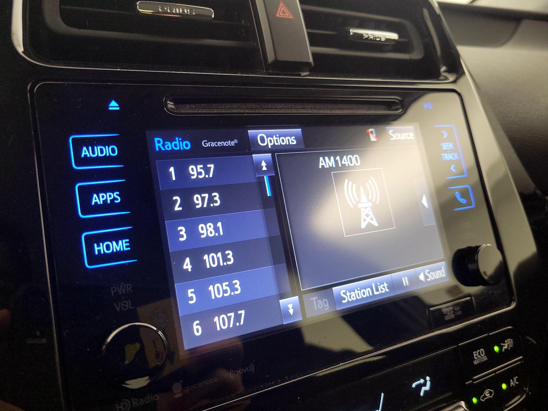 Thumbnail: 2018 Toyota Prius Prime - 16
