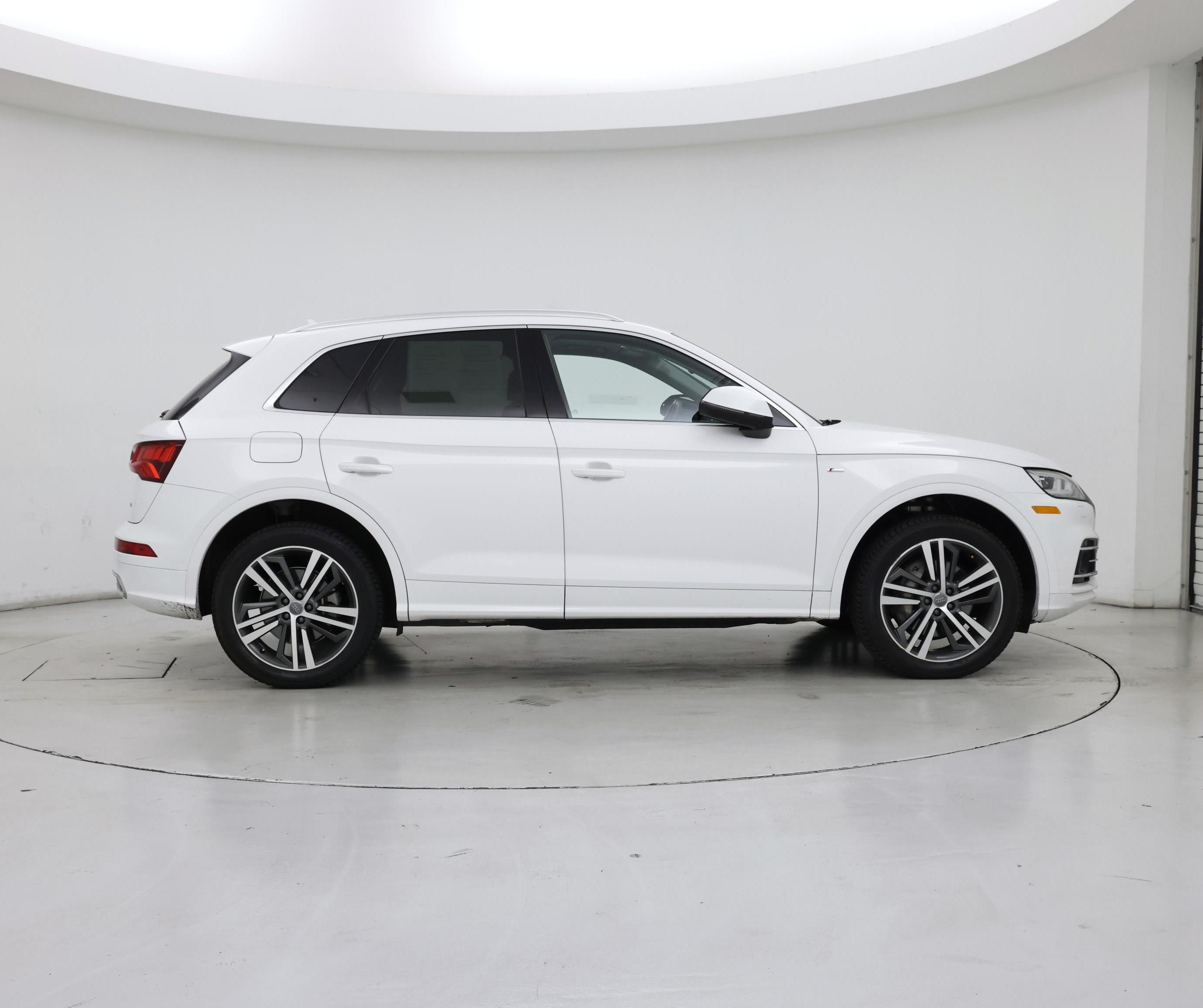 Thumbnail: 2020 Audi Q5 - 7