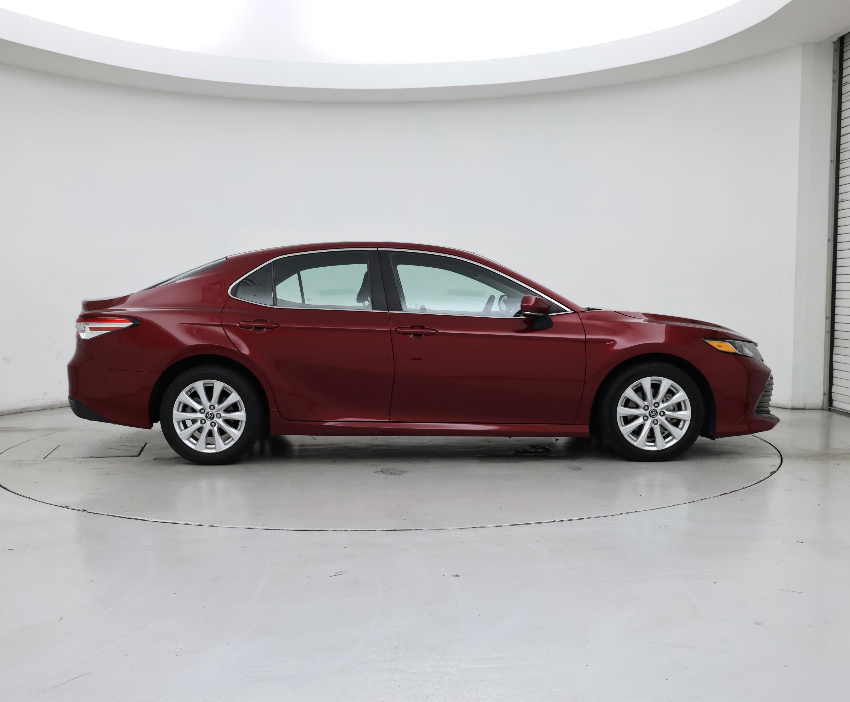 Thumbnail: 2018 Toyota Camry - 7