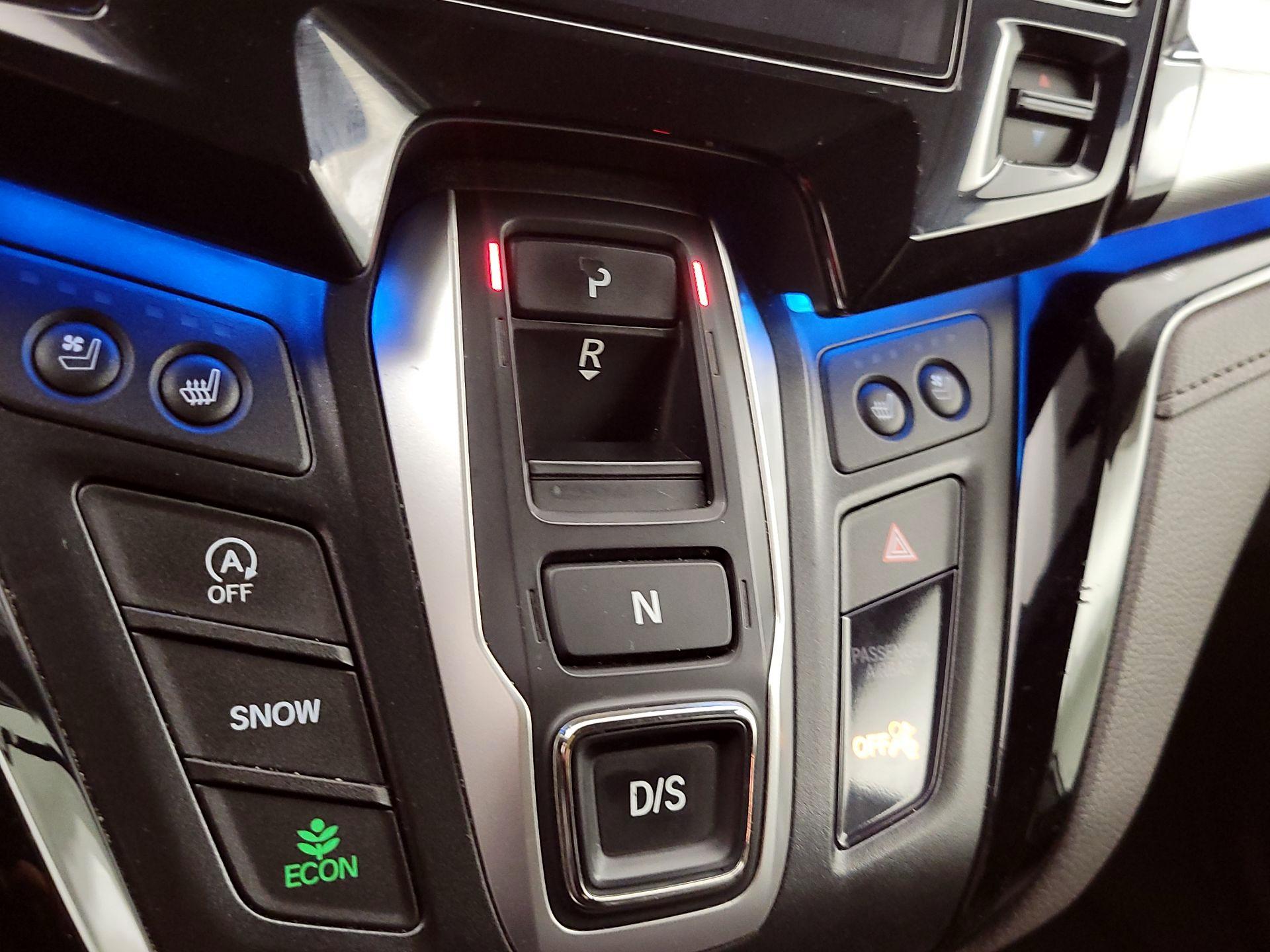 Thumbnail: 2019 Honda Odyssey - 18