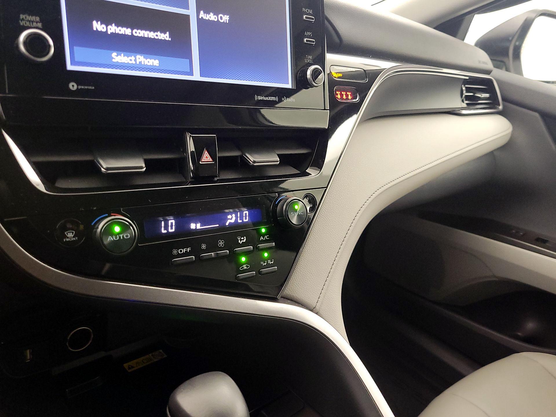 Thumbnail: 2024 Toyota Camry - 16