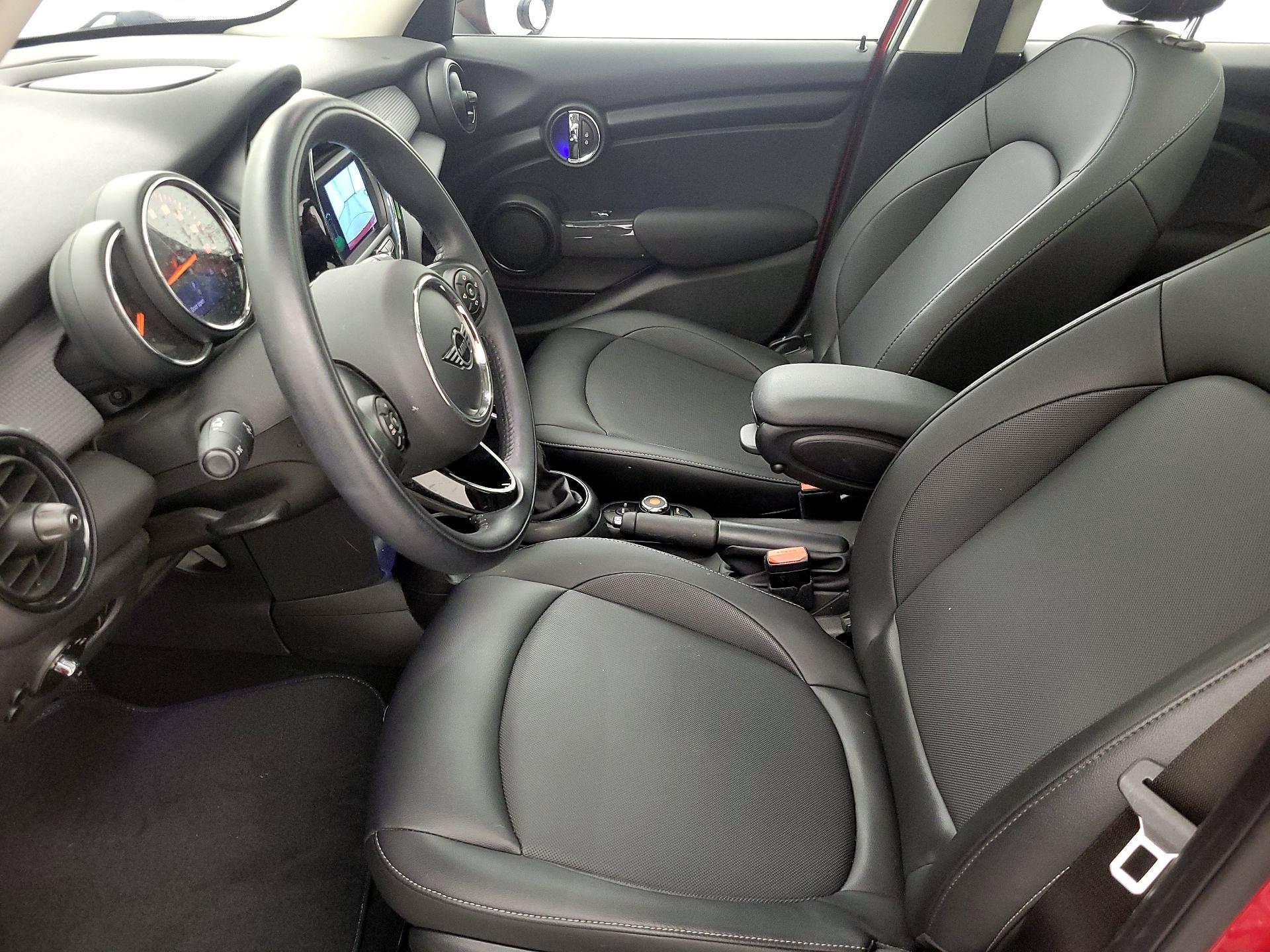 Thumbnail: 2019 MINI Cooper Hardtop - 11