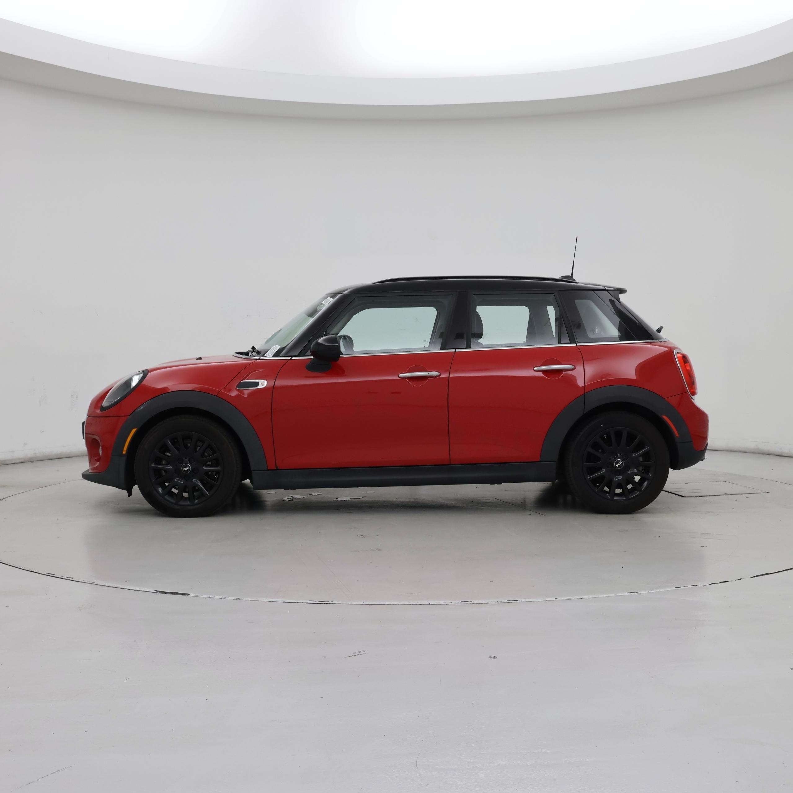 Thumbnail: 2019 MINI Cooper Hardtop - 3