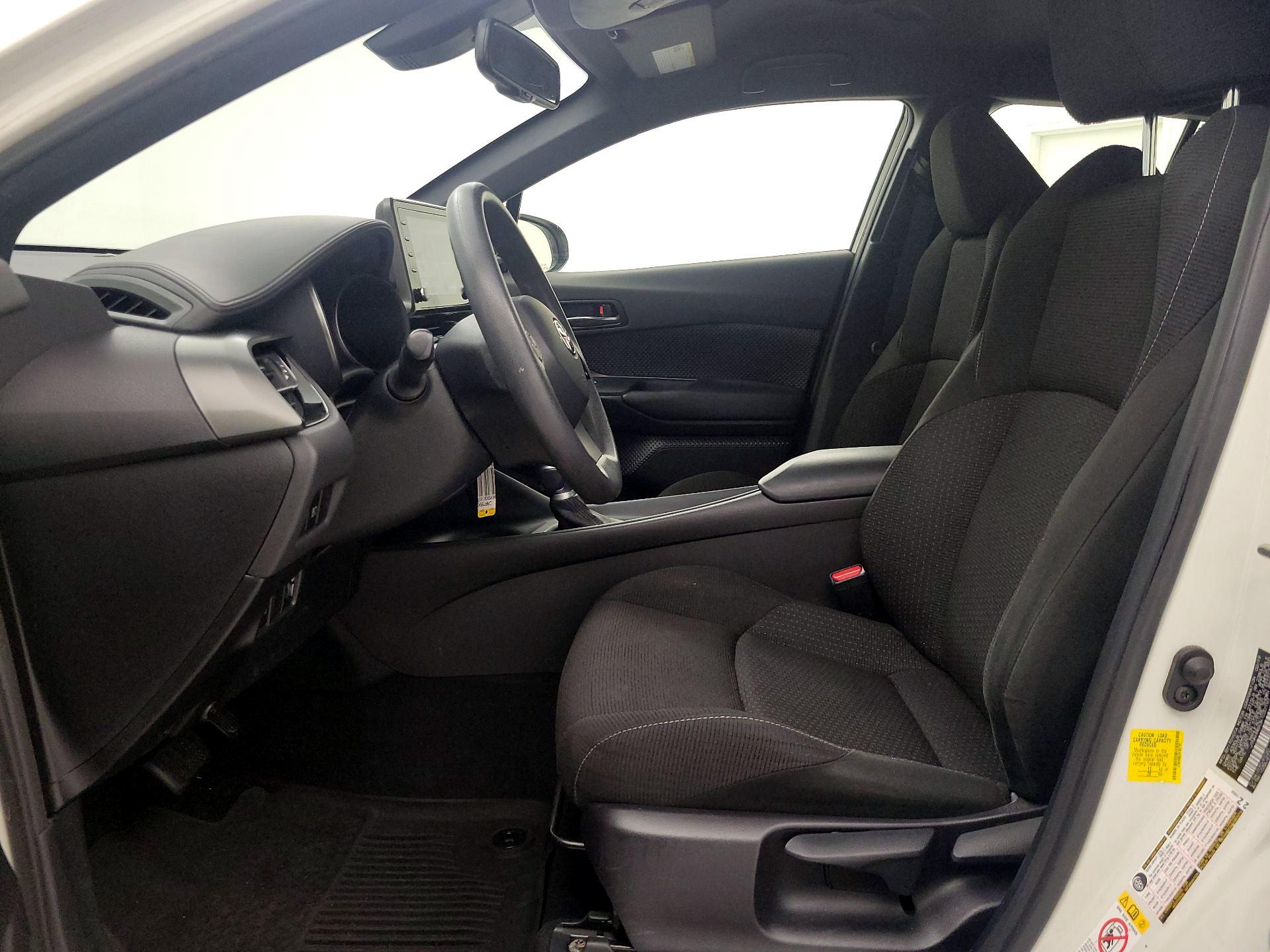 Thumbnail: 2019 Toyota C-HR - 9
