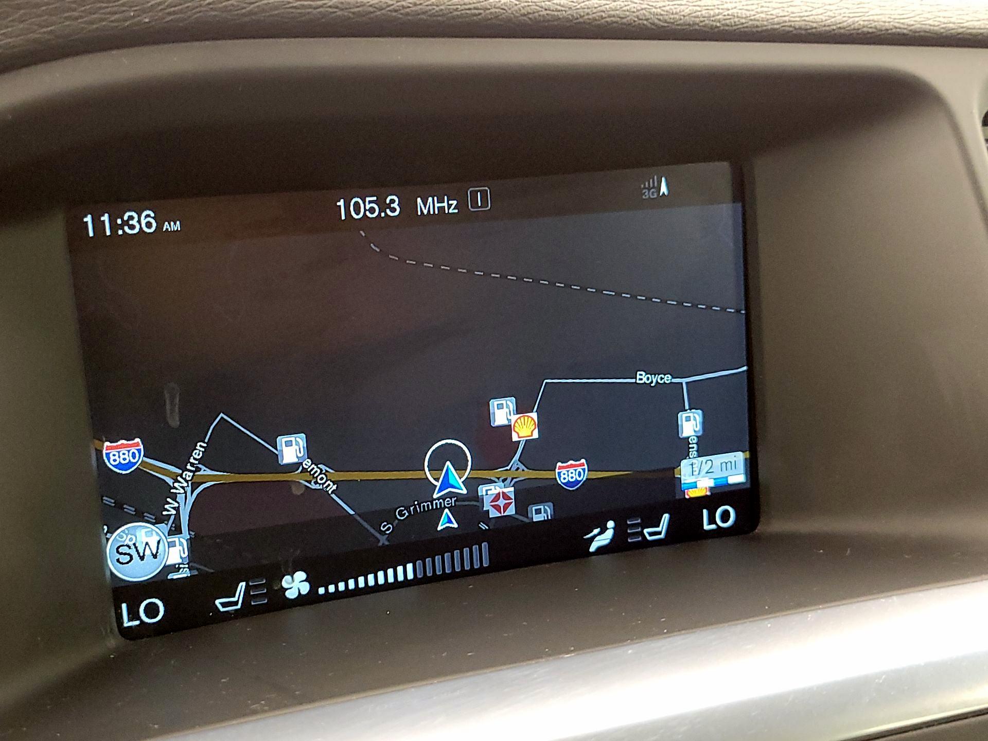 Thumbnail: 2016 Volvo V60 - 14
