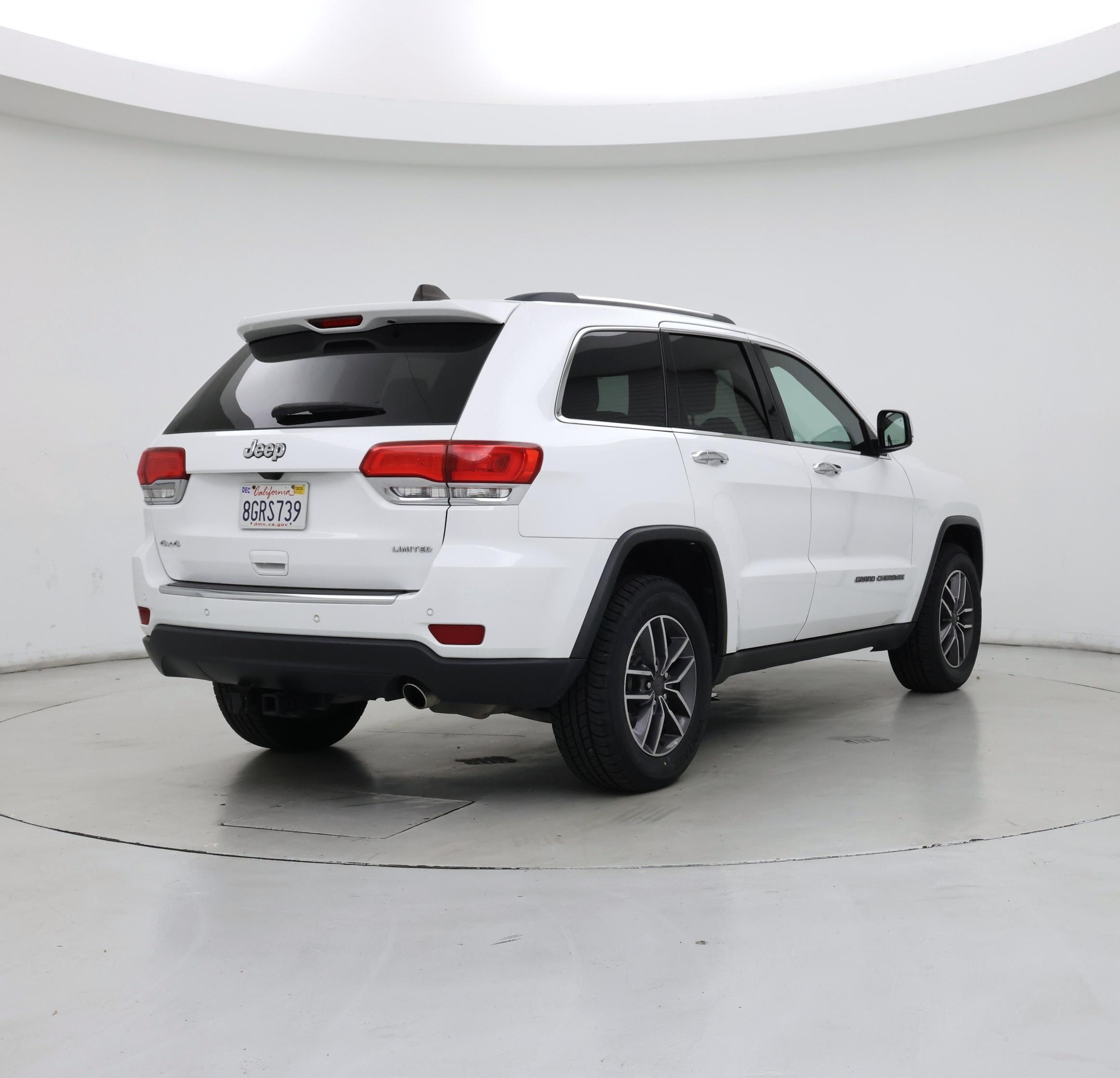 Thumbnail: 2019 Jeep Grand Cherokee - 8