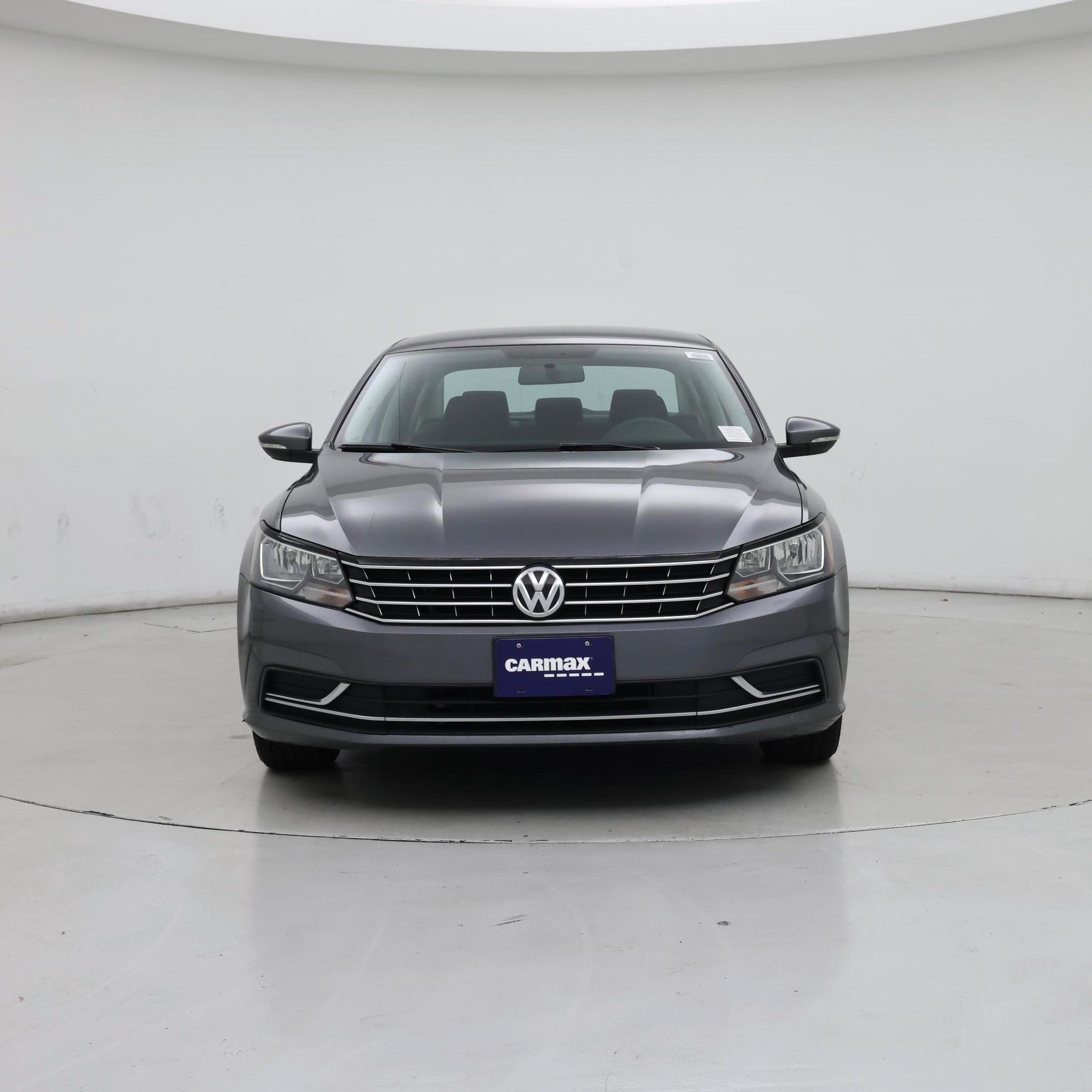 Thumbnail: 2016 Volkswagen Passat - 5