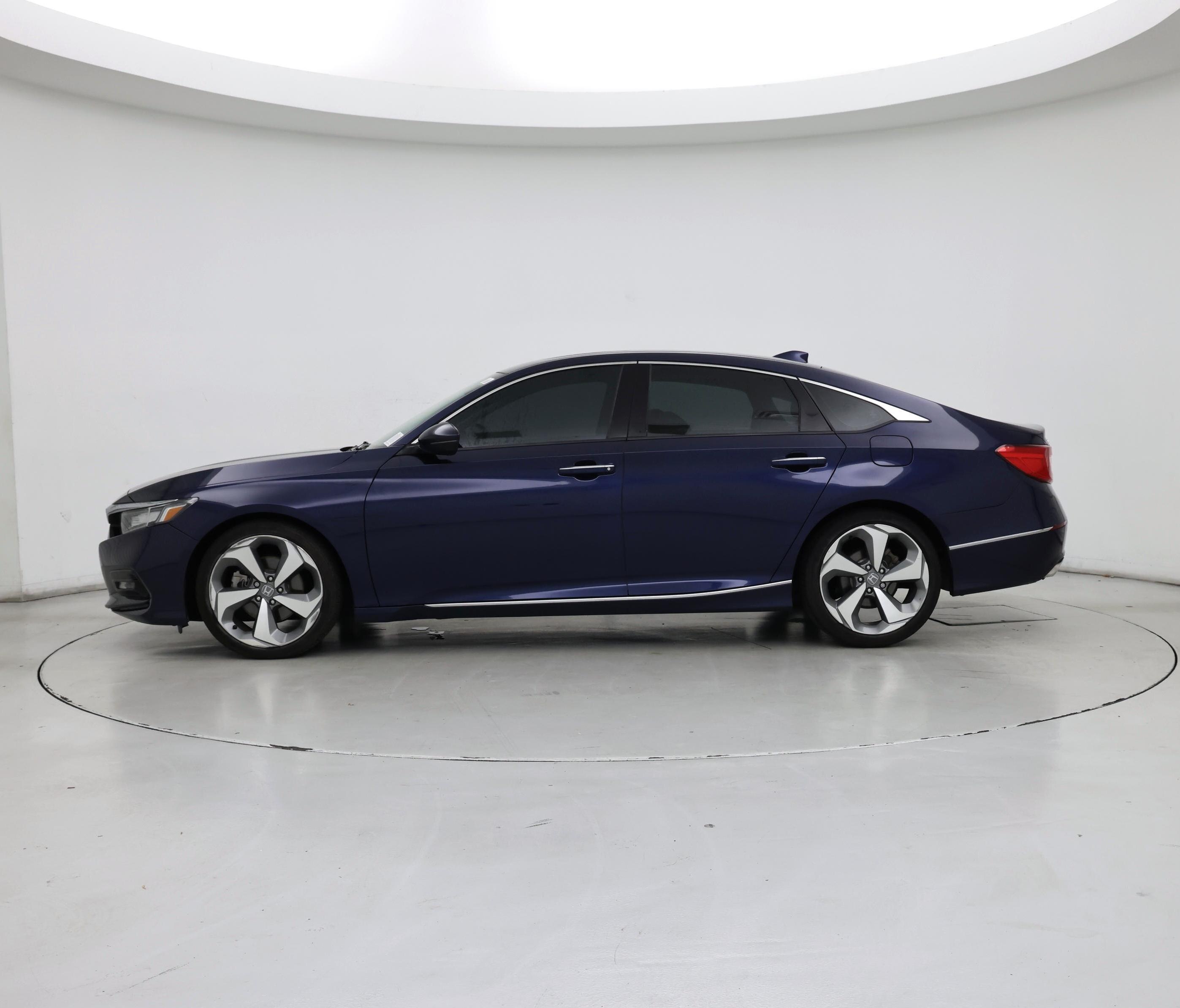 Thumbnail: 2018 Honda Accord - 3