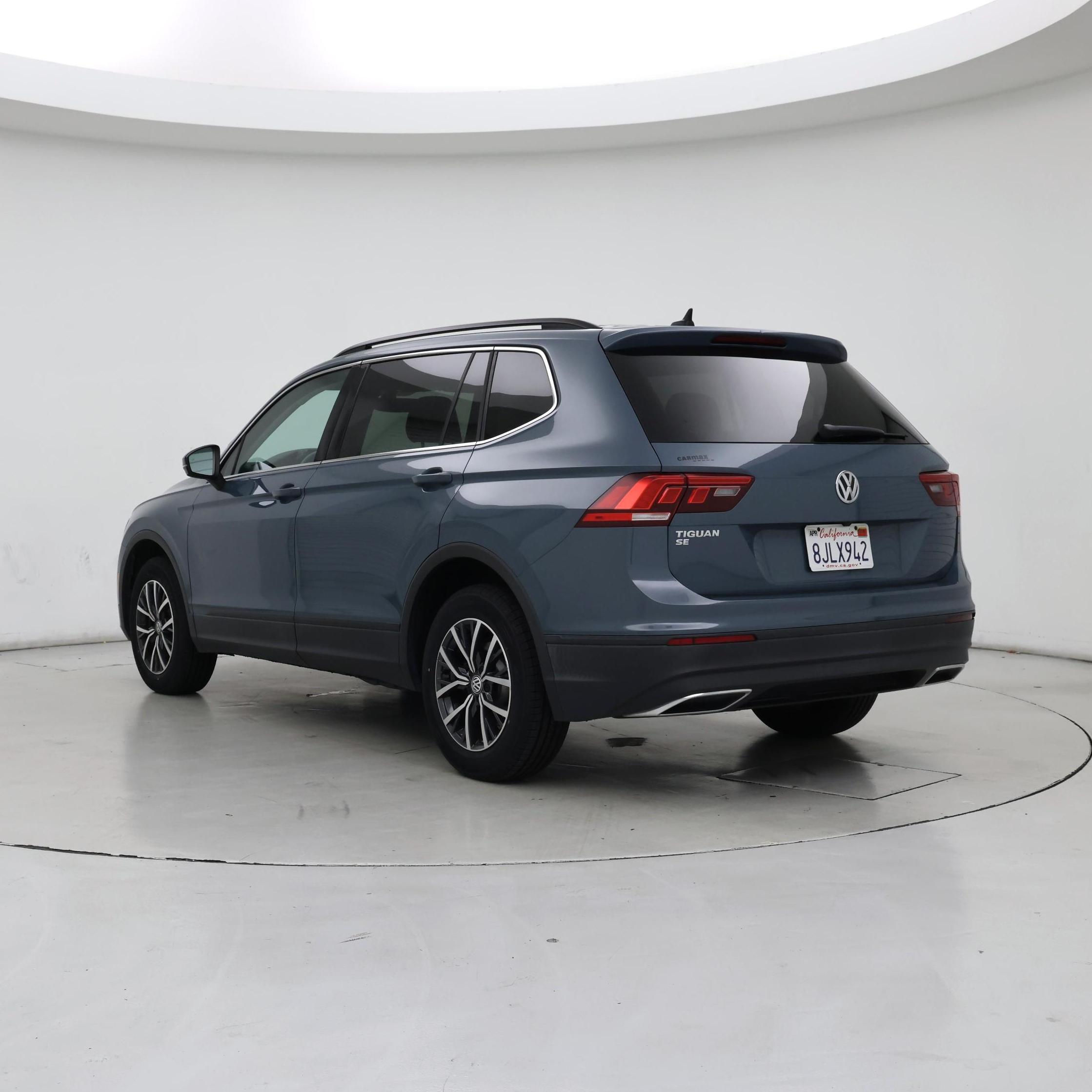 Thumbnail: 2019 Volkswagen Tiguan - 2