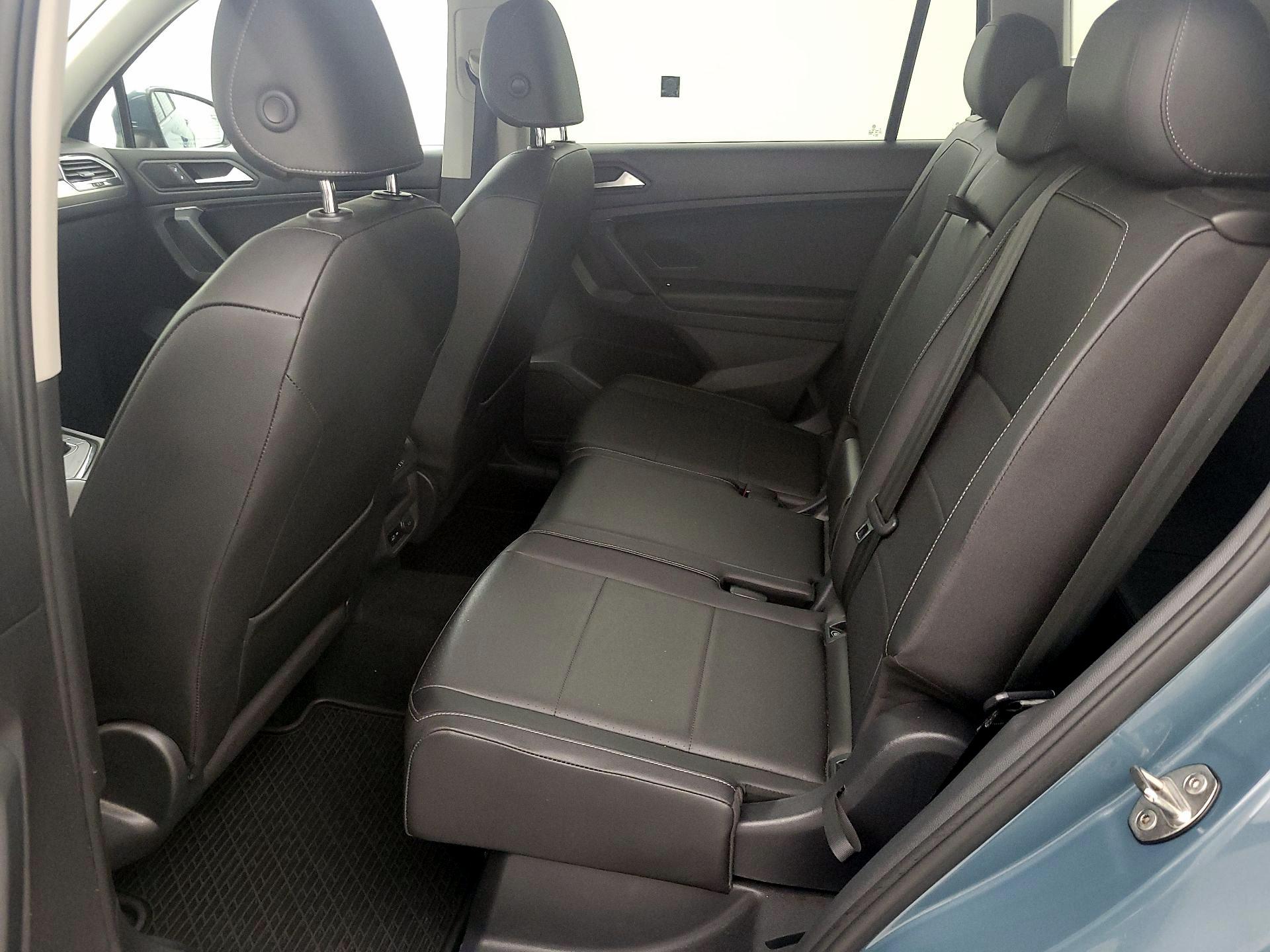 Thumbnail: 2019 Volkswagen Tiguan - 20