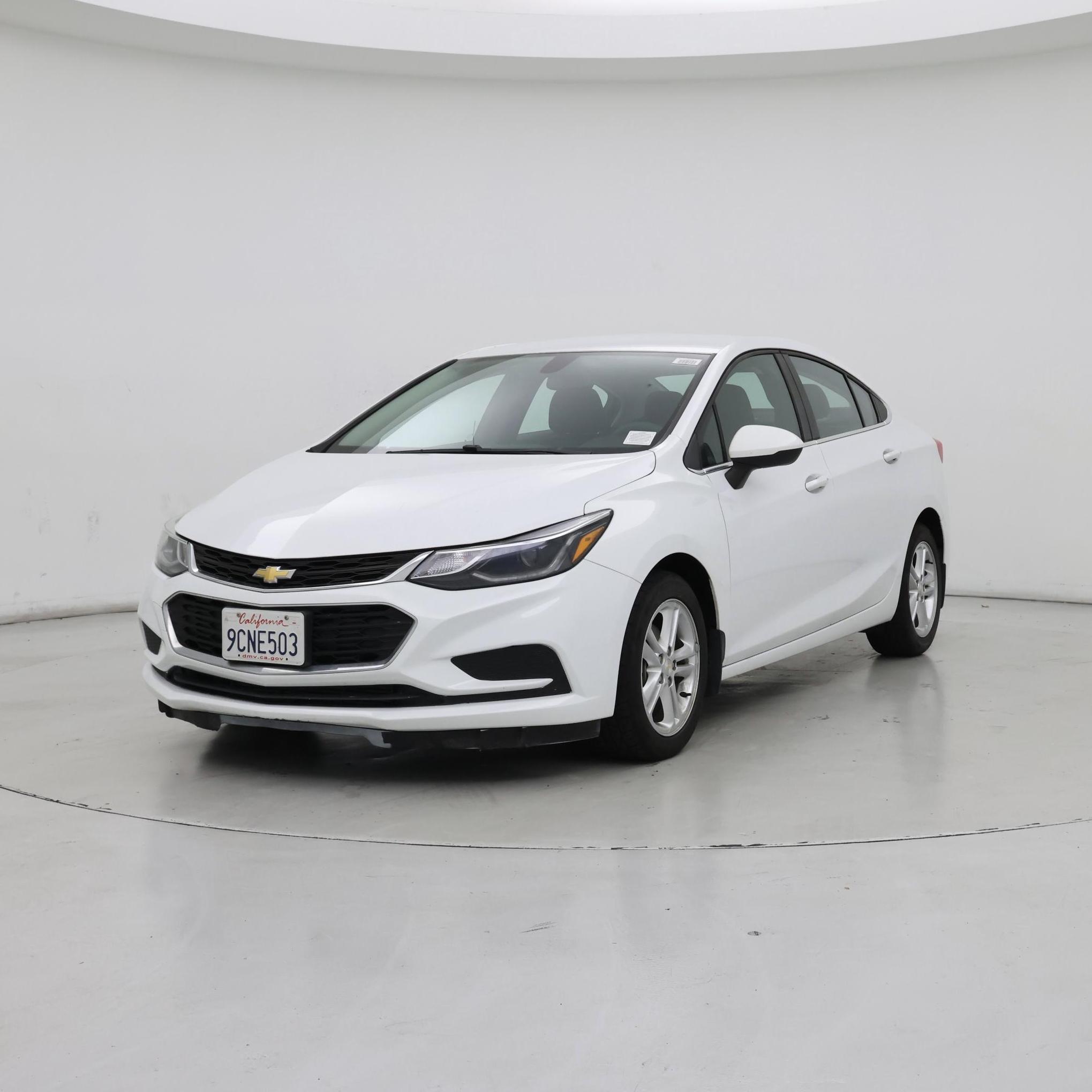 Thumbnail: 2017 Chevrolet Cruze - 4
