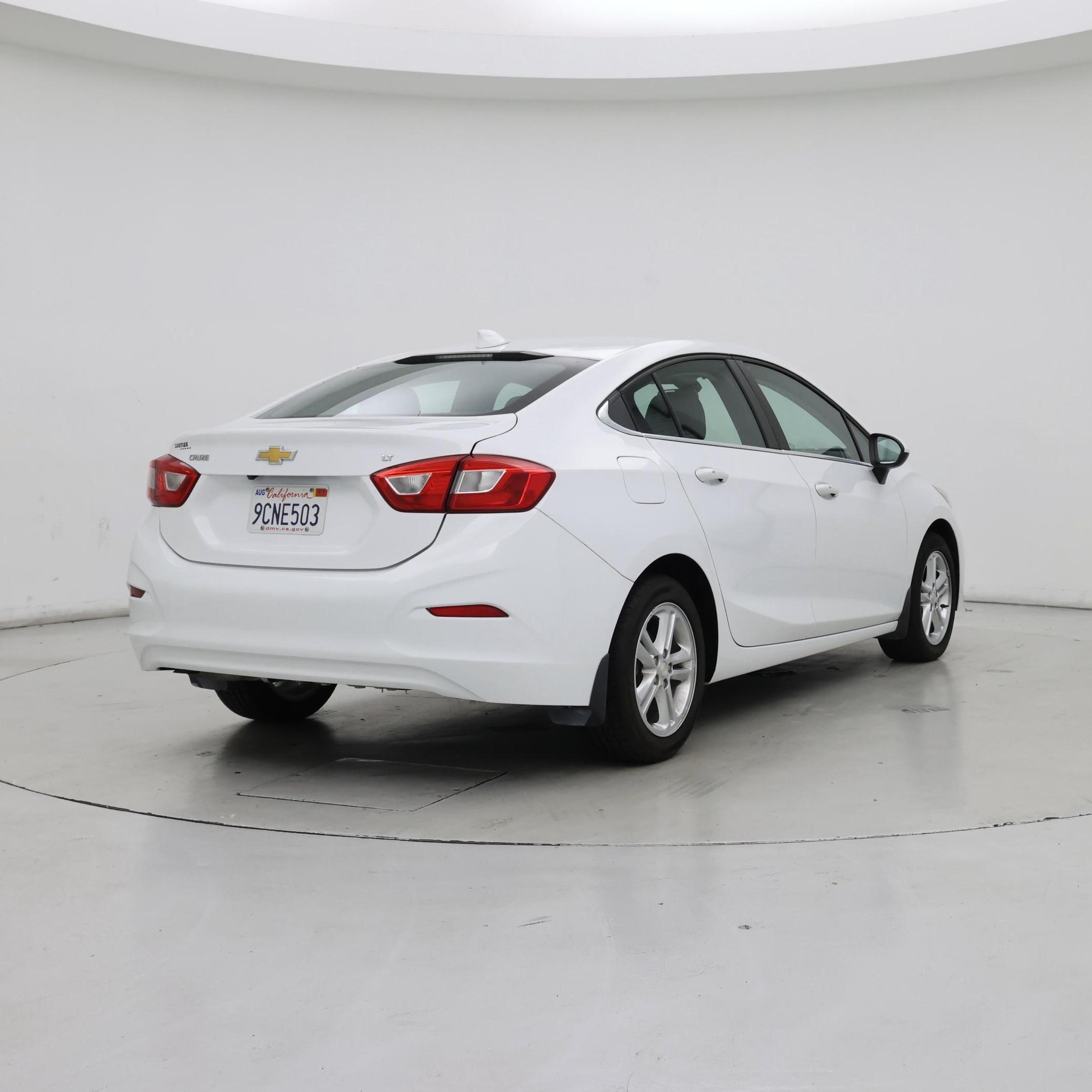 Thumbnail: 2017 Chevrolet Cruze - 8
