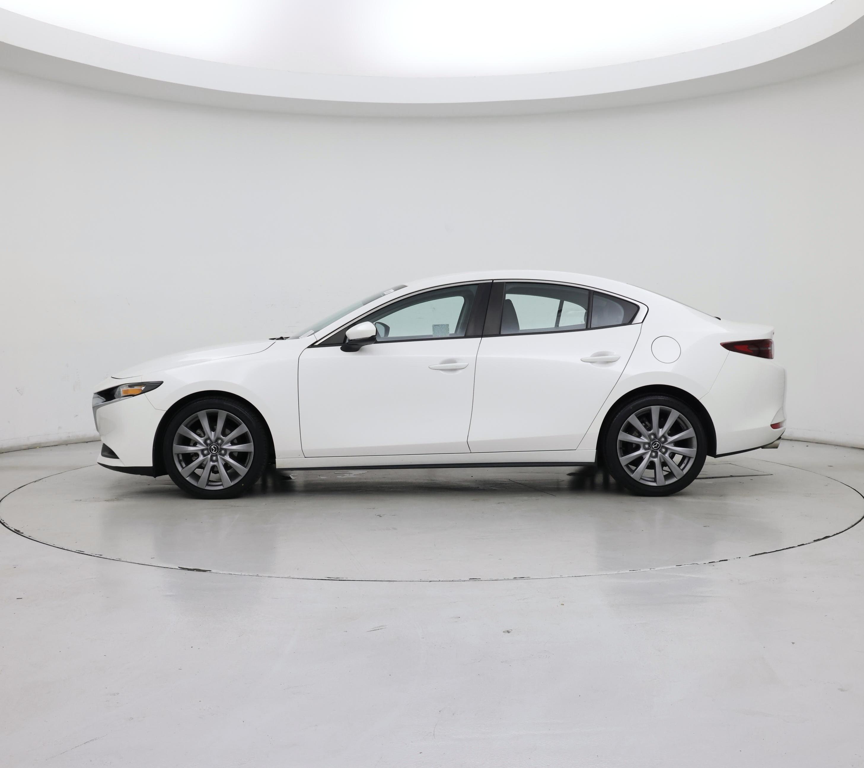 Thumbnail: 2021 Mazda Mazda3 - 3
