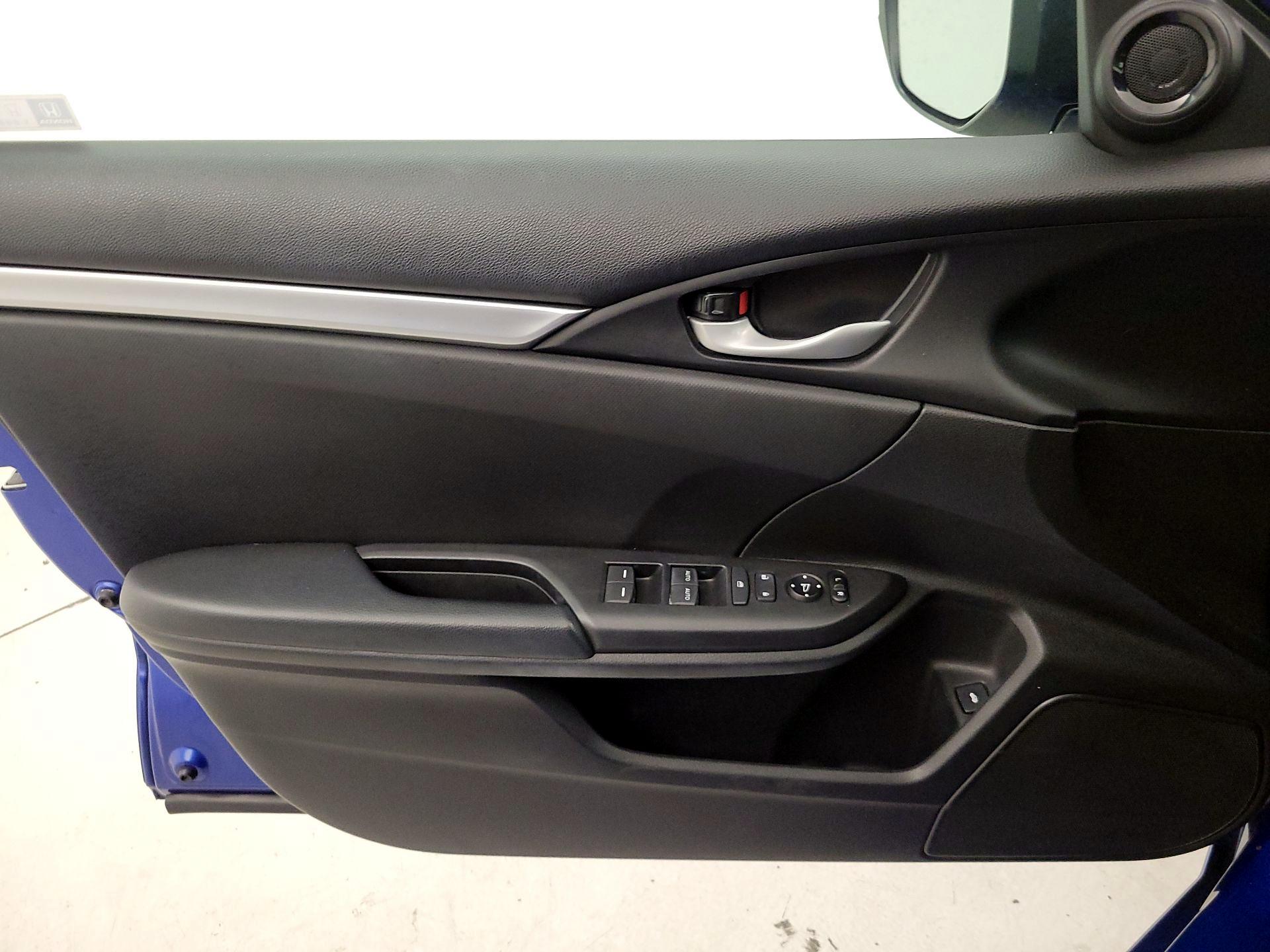 Thumbnail: 2019 Honda Civic - 12